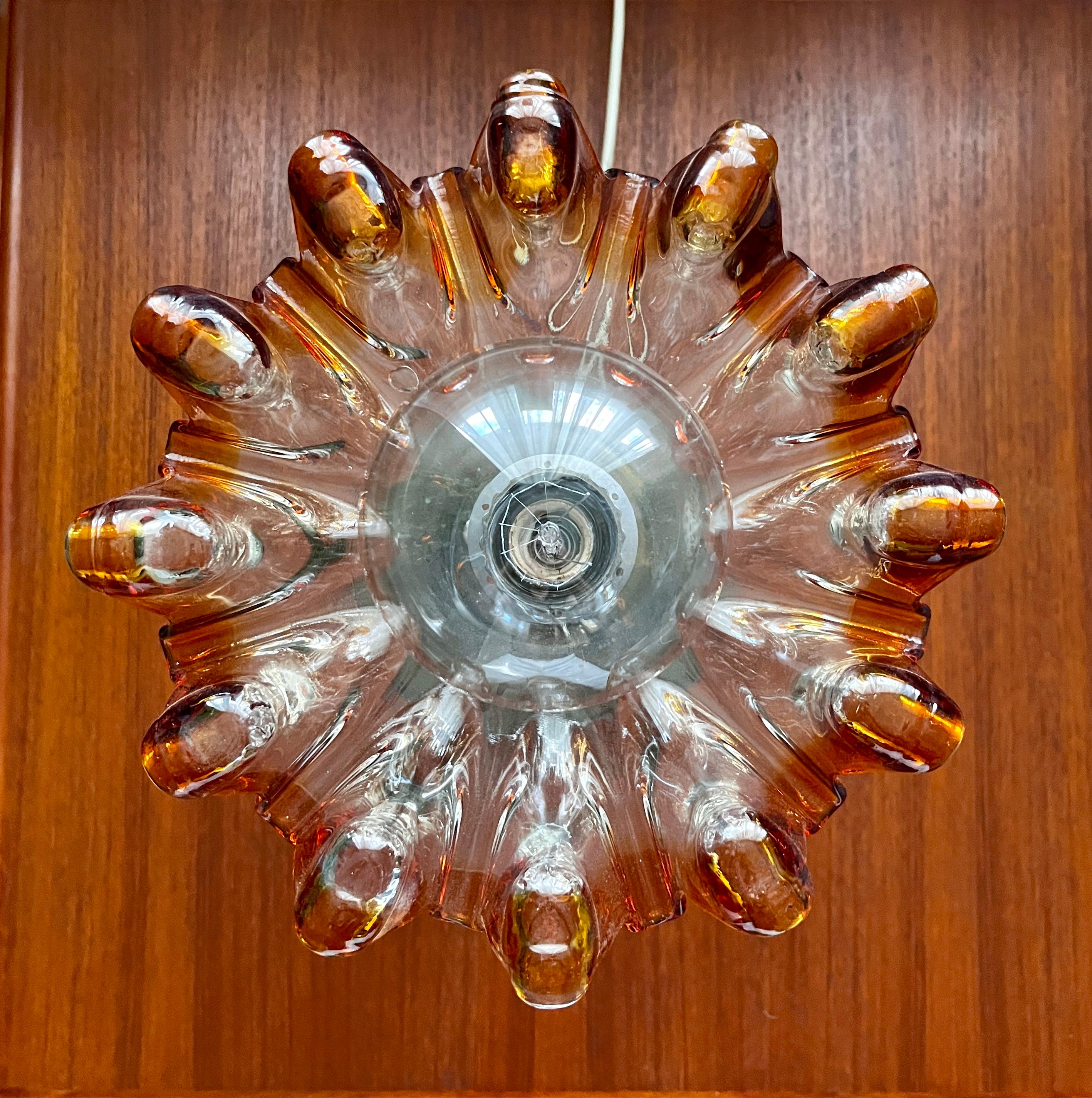 Murano table lamp for Mazzega For Sale 7
