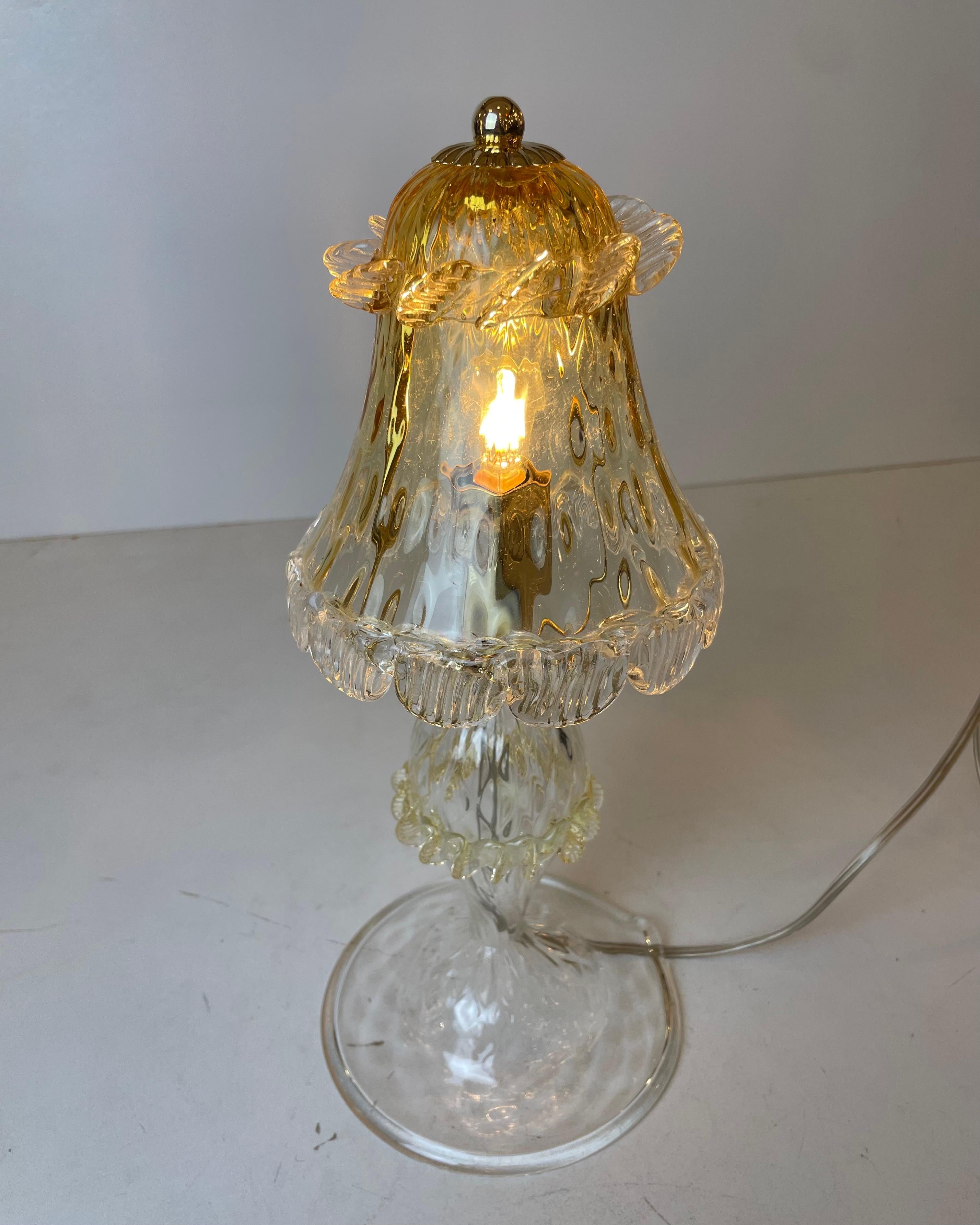 Murano Table Lamp in the style of Barovier & Toso, 1980s For Sale 2
