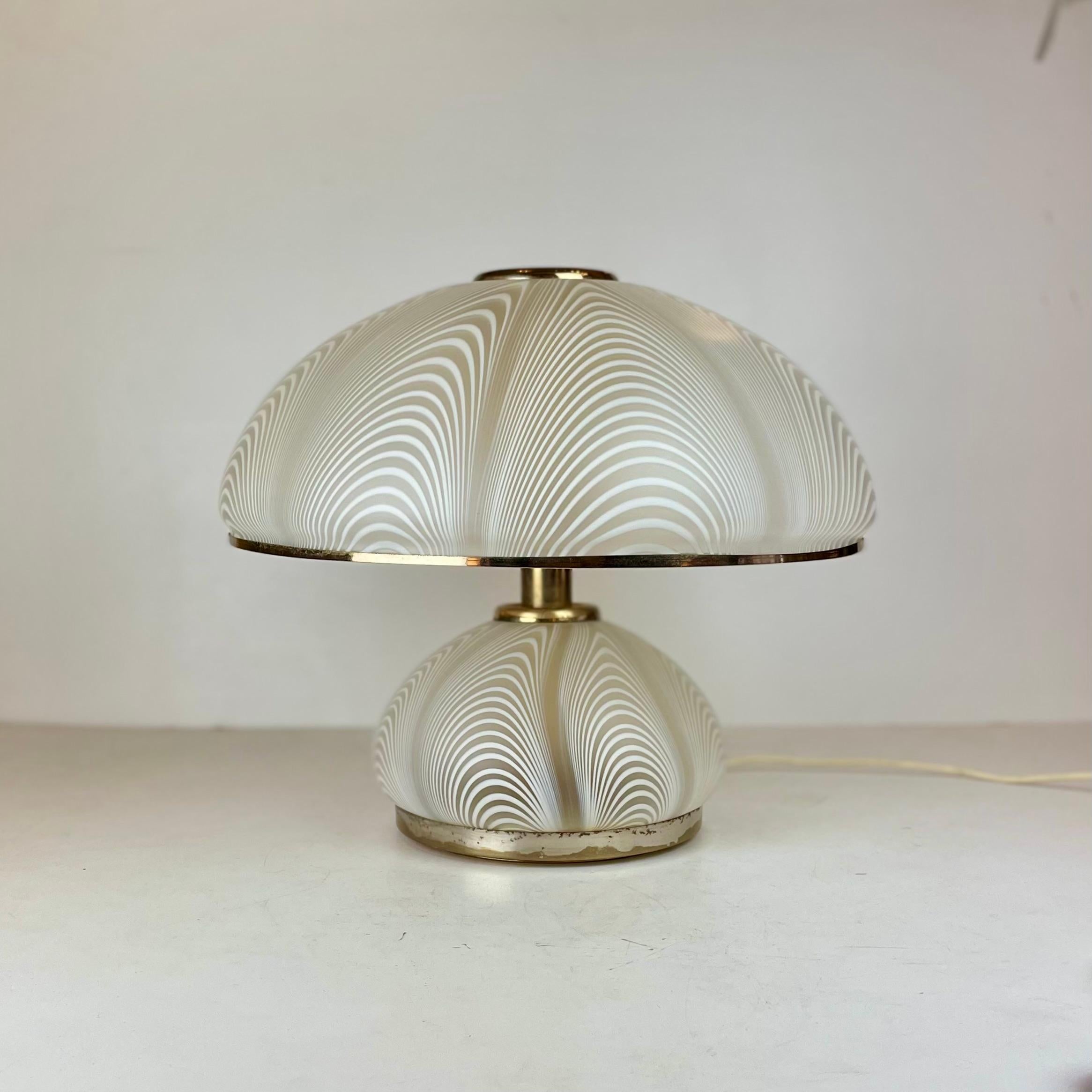 Lampada da tavolo di Murano in stile Venini, anni '80 in vendita 10