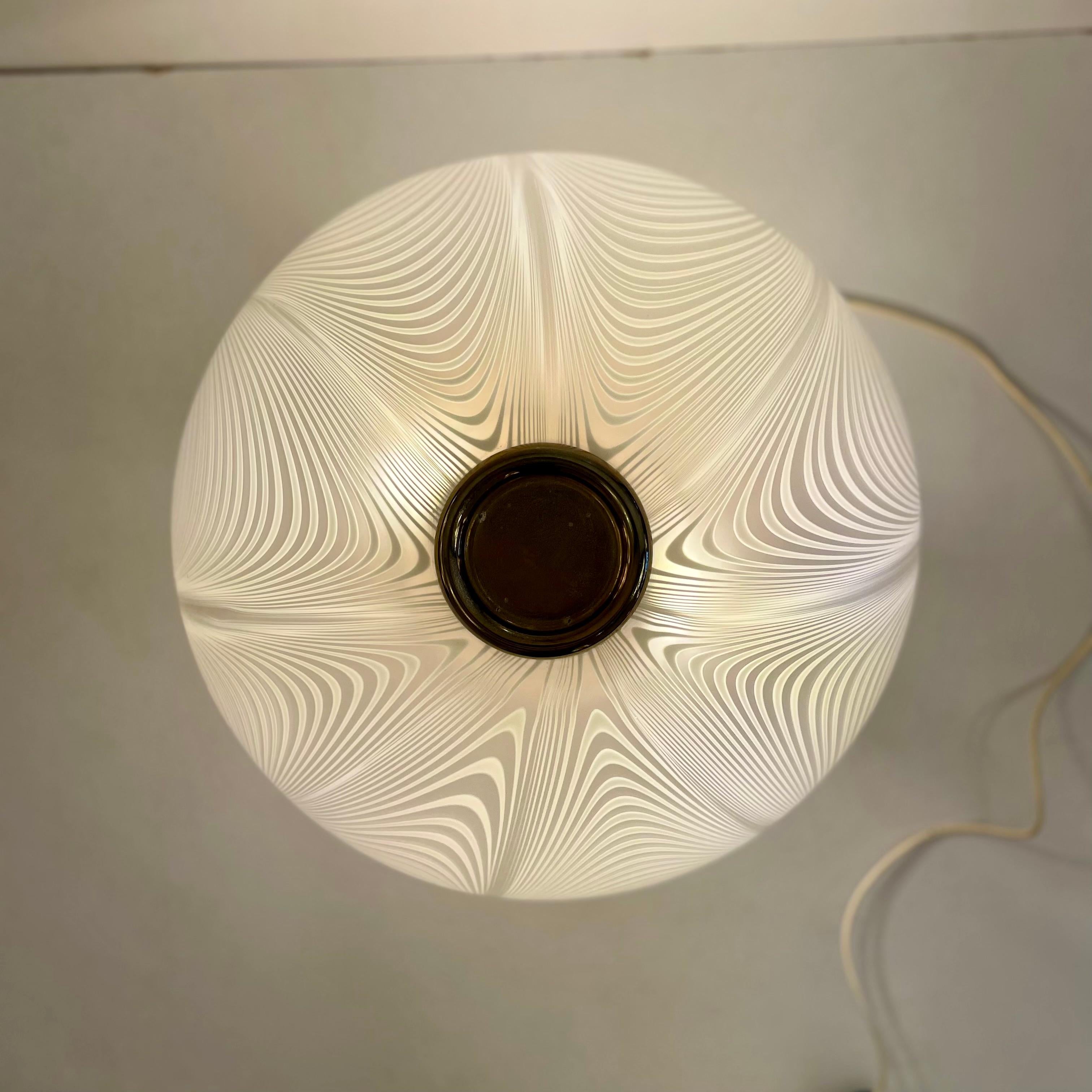 Lampada da tavolo di Murano in stile Venini, anni '80 in vendita 13