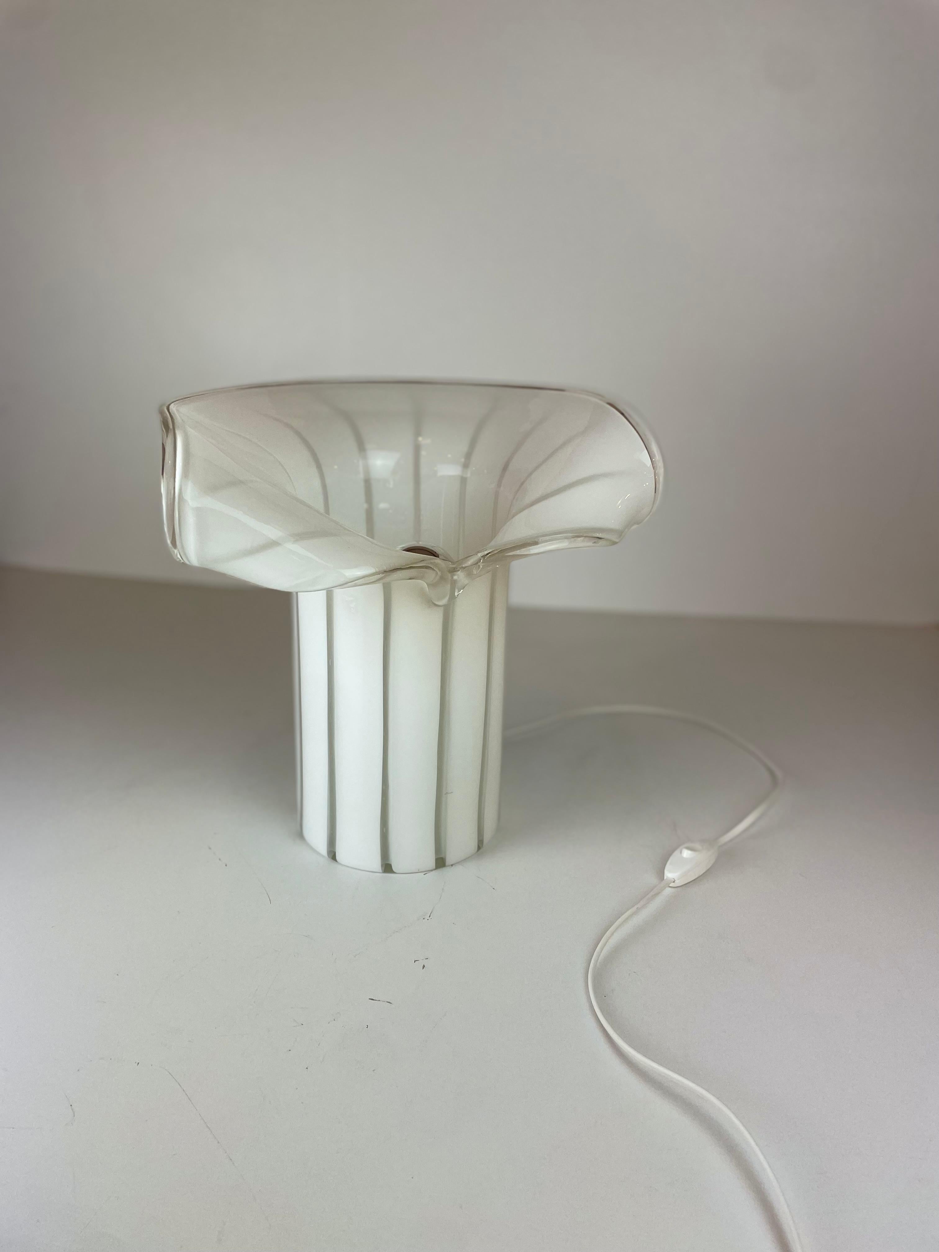 Murano Table Lamp in the style of Vistosi, 1970s For Sale 8
