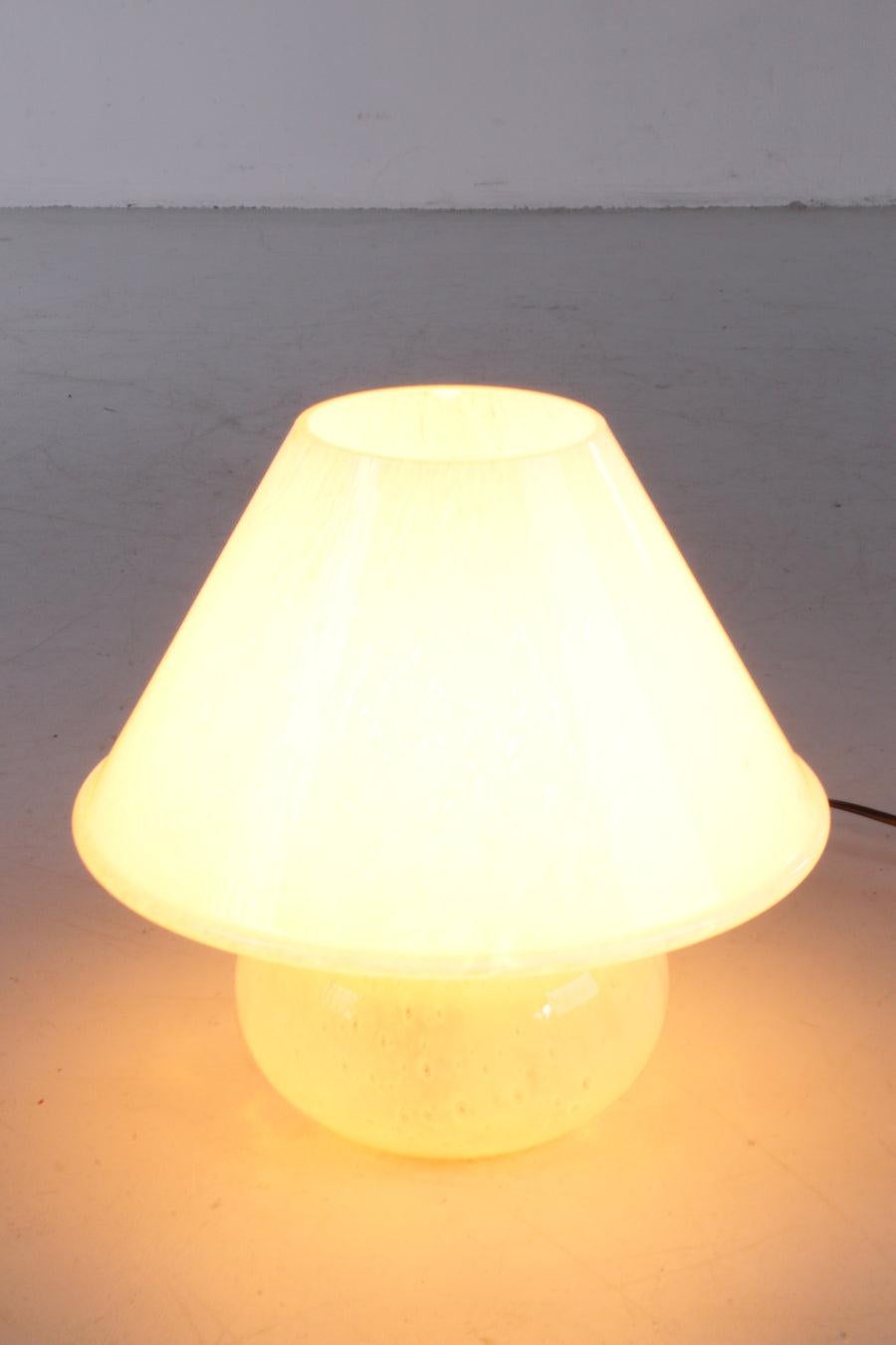 Murano Table Lamp Model Champignon by Glashutte Limburg,1960s

Lamp 