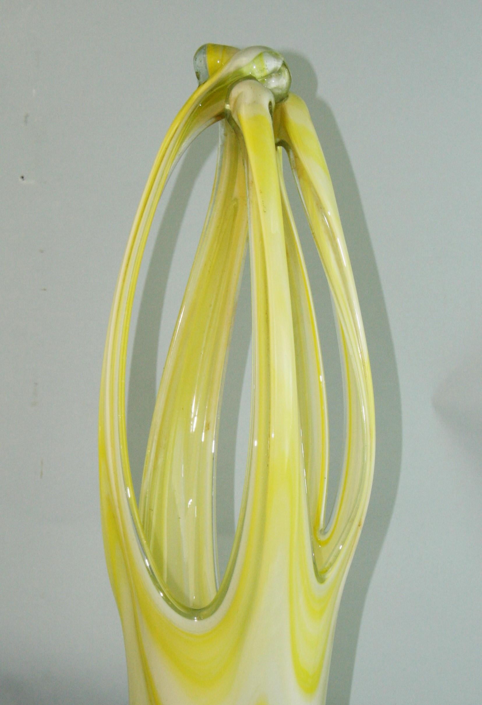 Murano Tall Hand Blown Yellow and White Art Glass Sculpture In Good Condition For Sale In Douglas Manor, NY