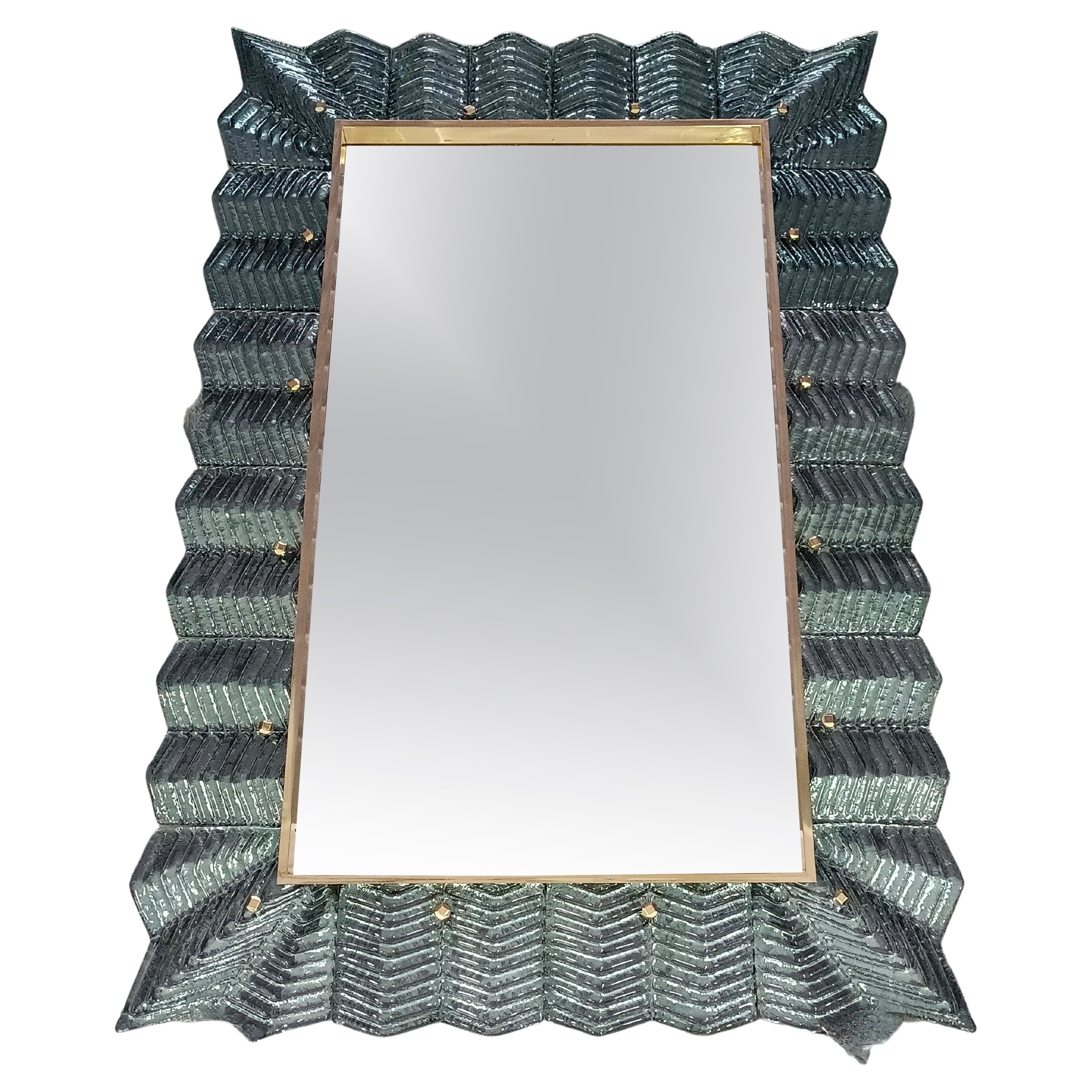 Miroir mural du milieu du siècle en verre de Murano de couleur sarcelle et laiton, 2000