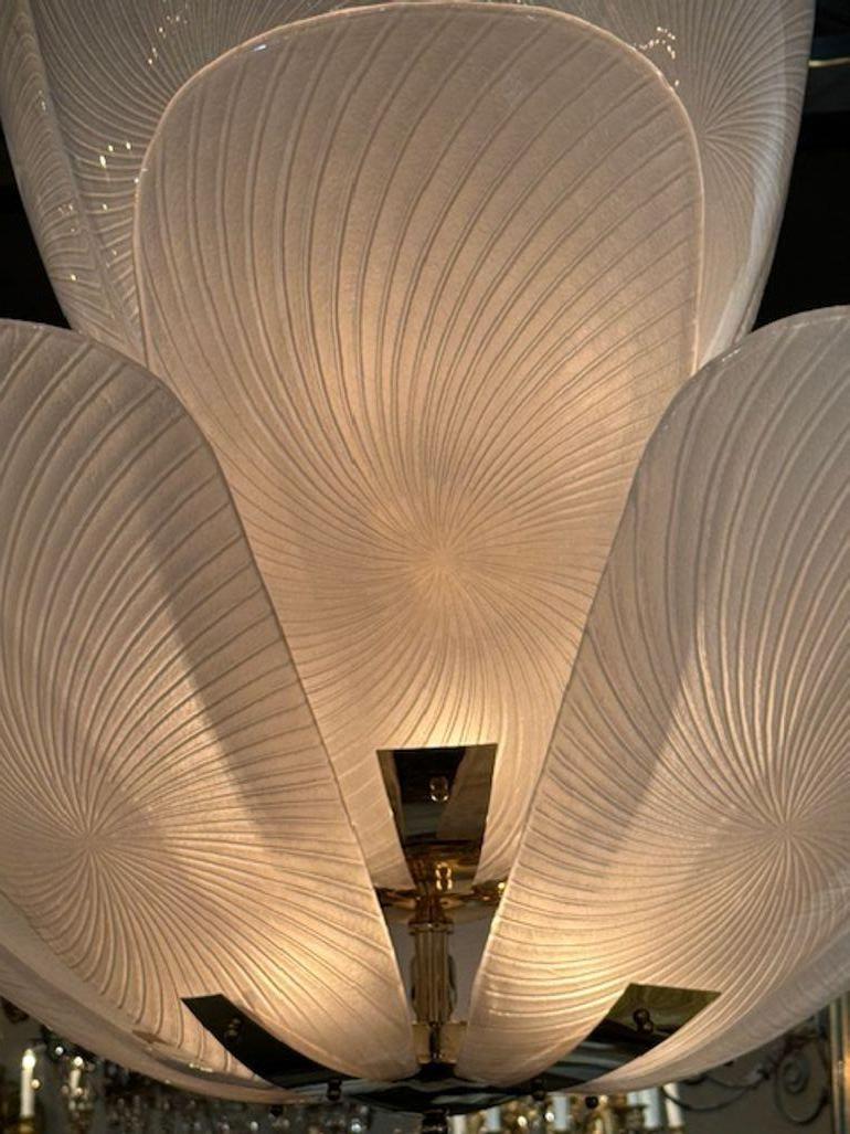 Gorgeous large scale modern Murano :tulip
