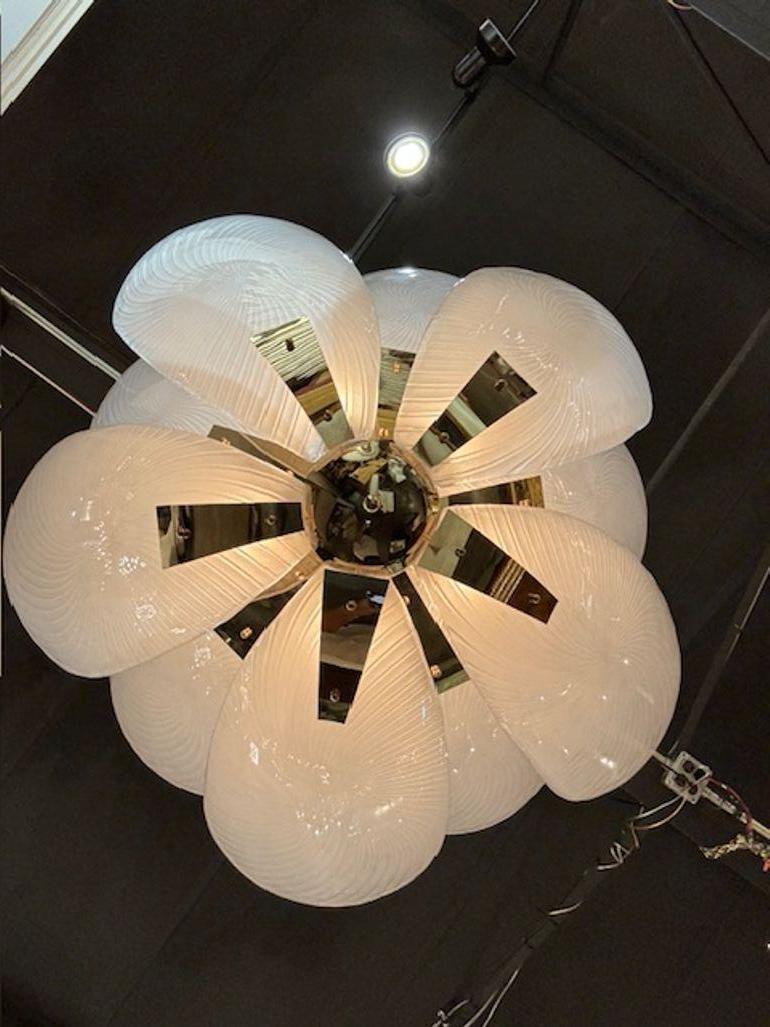 Contemporary Murano Tulip Chandelier For Sale