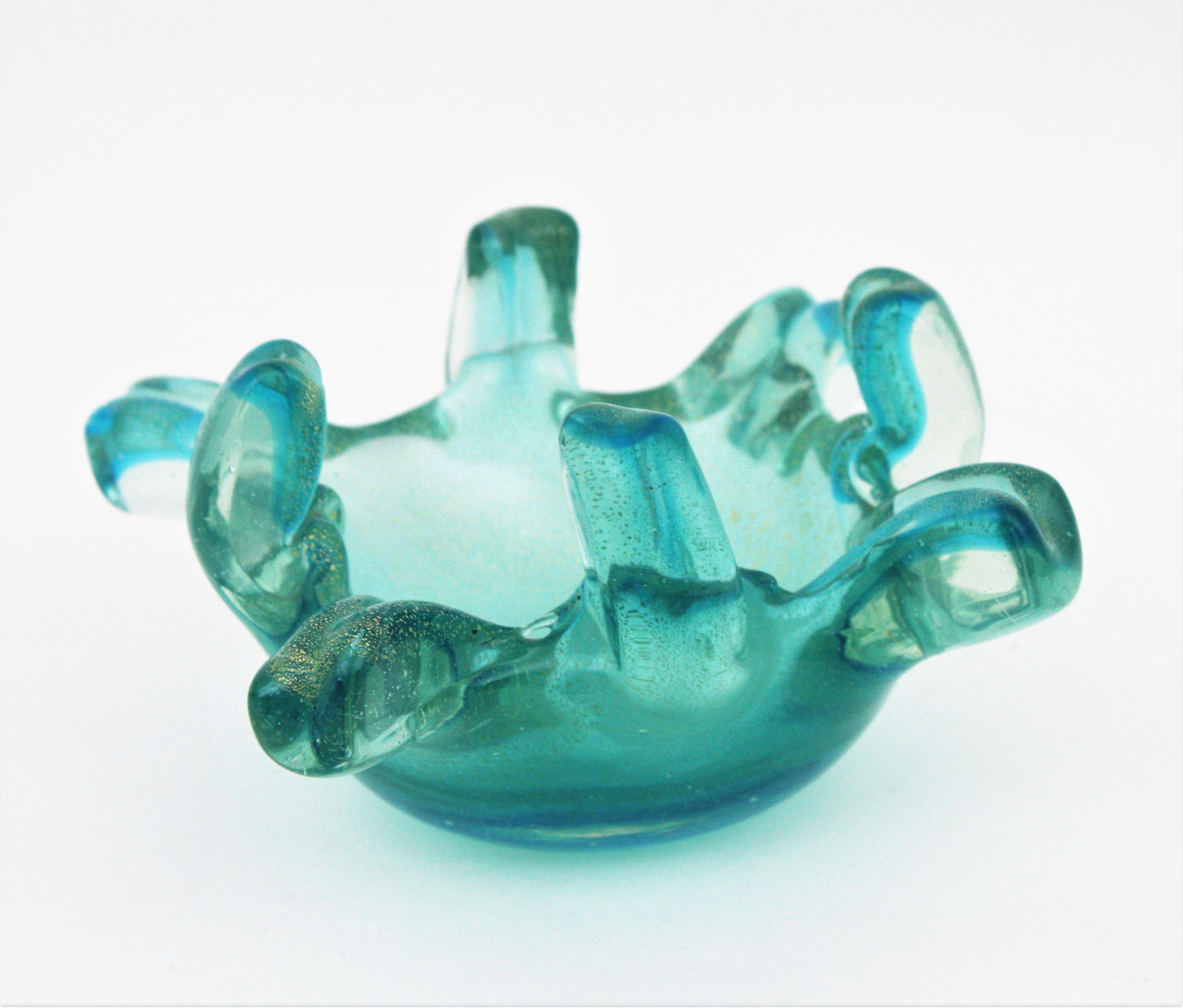 Cuenco de Murano de vidrio artístico italiano, con borde de dedos, con motas doradas y azul turquesa en Bueno estado para la venta en Barcelona, ES