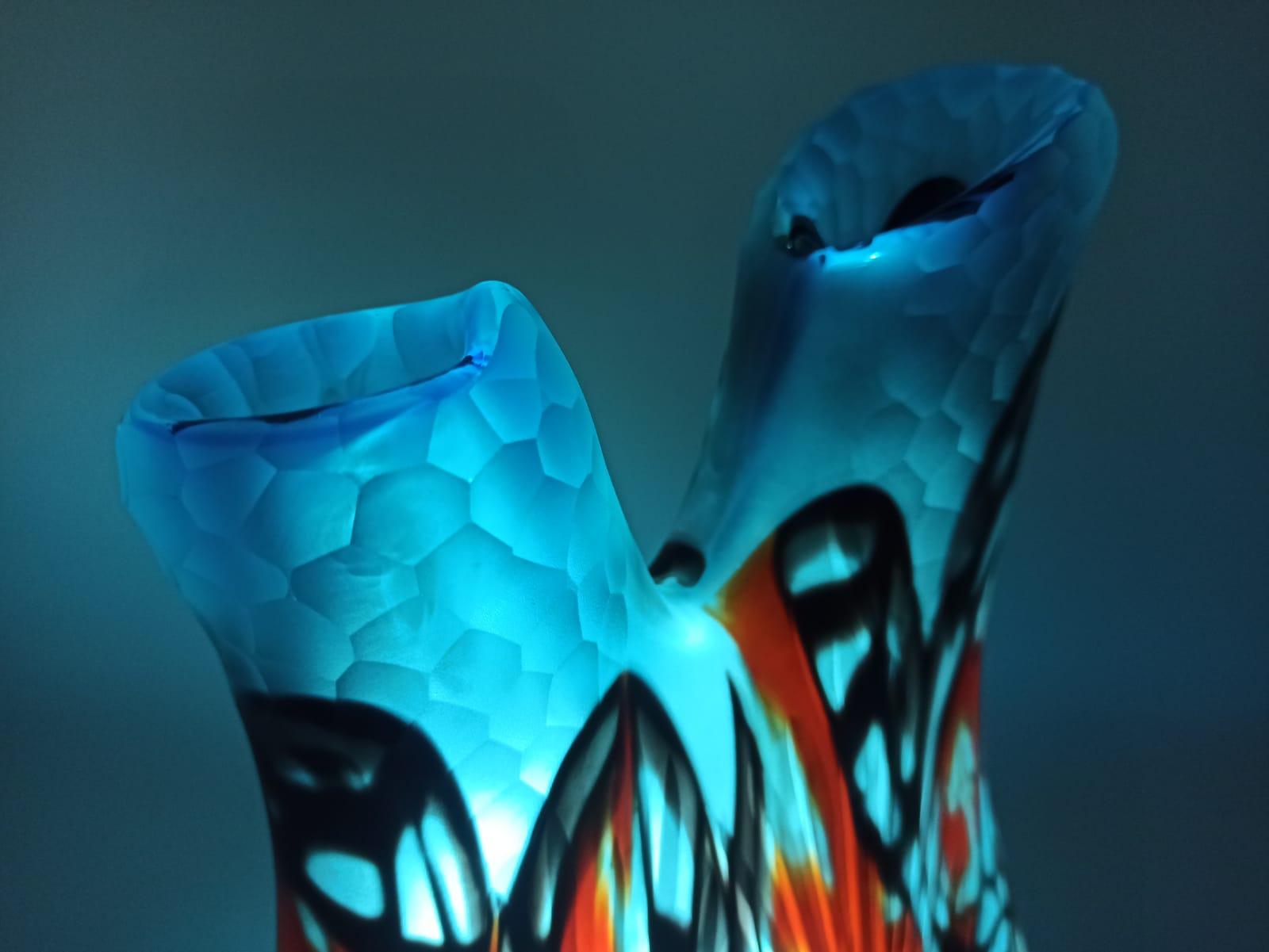 Murano Türkis Elegance Afro Celotto's Handgefertigte mundgeblasene Murano Glas Kunst Vase (21. Jahrhundert und zeitgenössisch) im Angebot