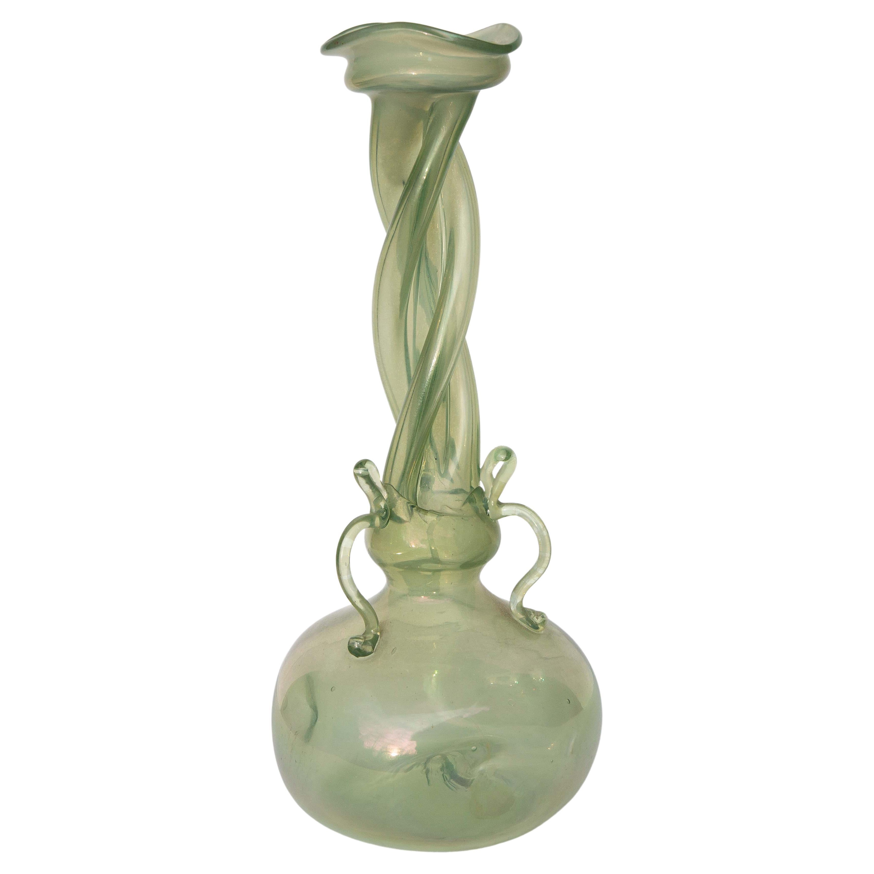 Vaso di Murano in stile antico romano dell'inizio del XX secolo attribuito a Salvati