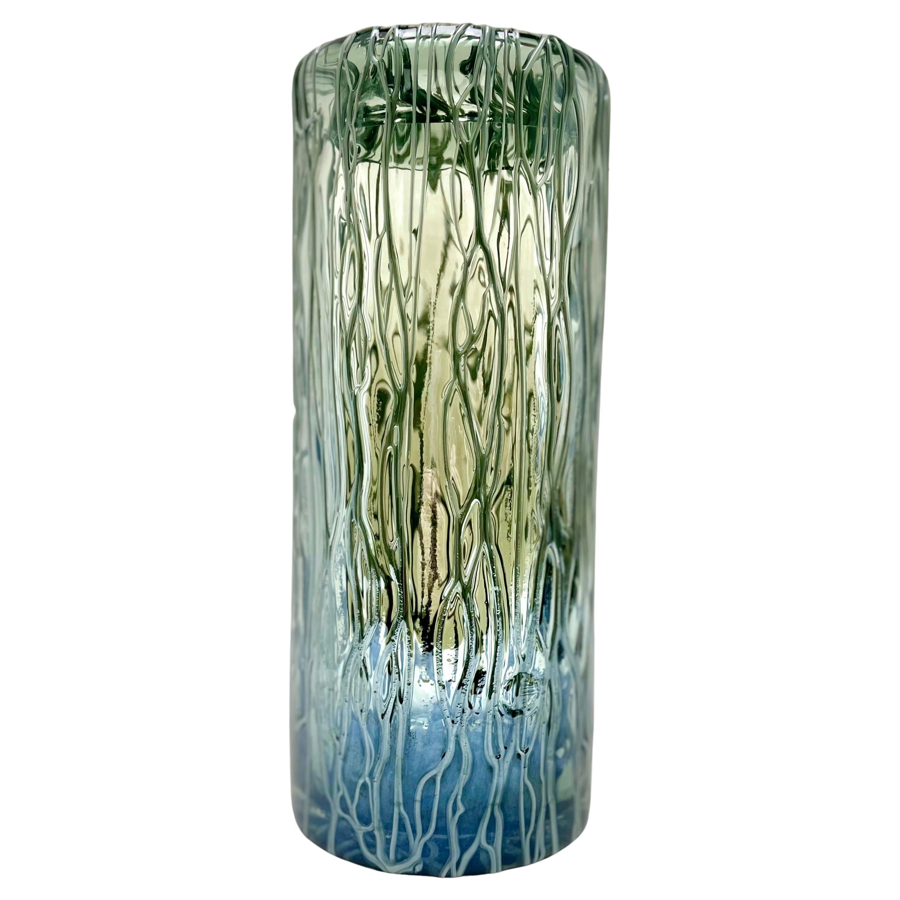 Murano-Vase, handgefertigt mit ge Meltierten Fäden, 1960er Jahre im Angebot