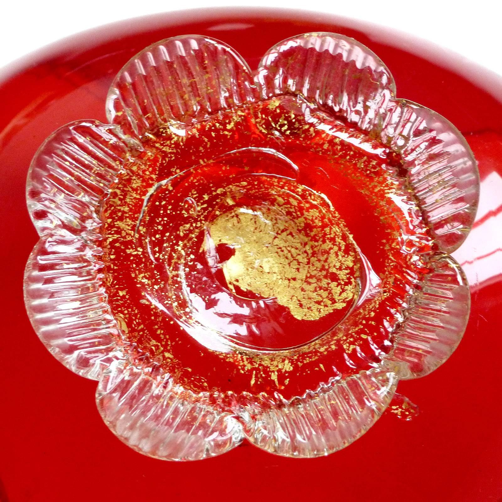 Murano Venetian Bright Red Applied Gold Leafs Italian Art Glass Footed Bowl Dish In Good Condition In Kissimmee, FL