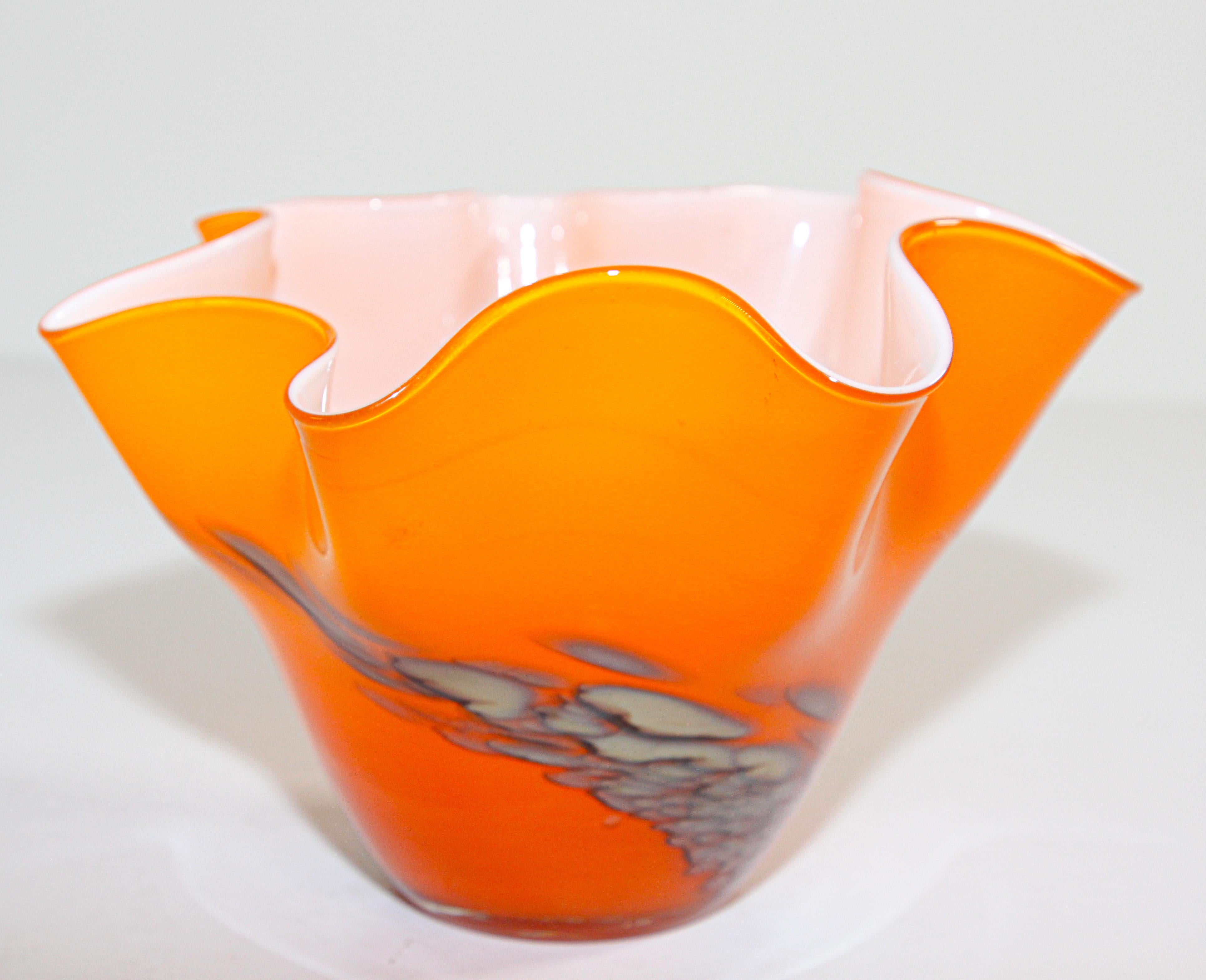 Mid-Century Modern Murano Venetian Fulvio Bianconi Vase Orange Freeform Handkerchief For Sale