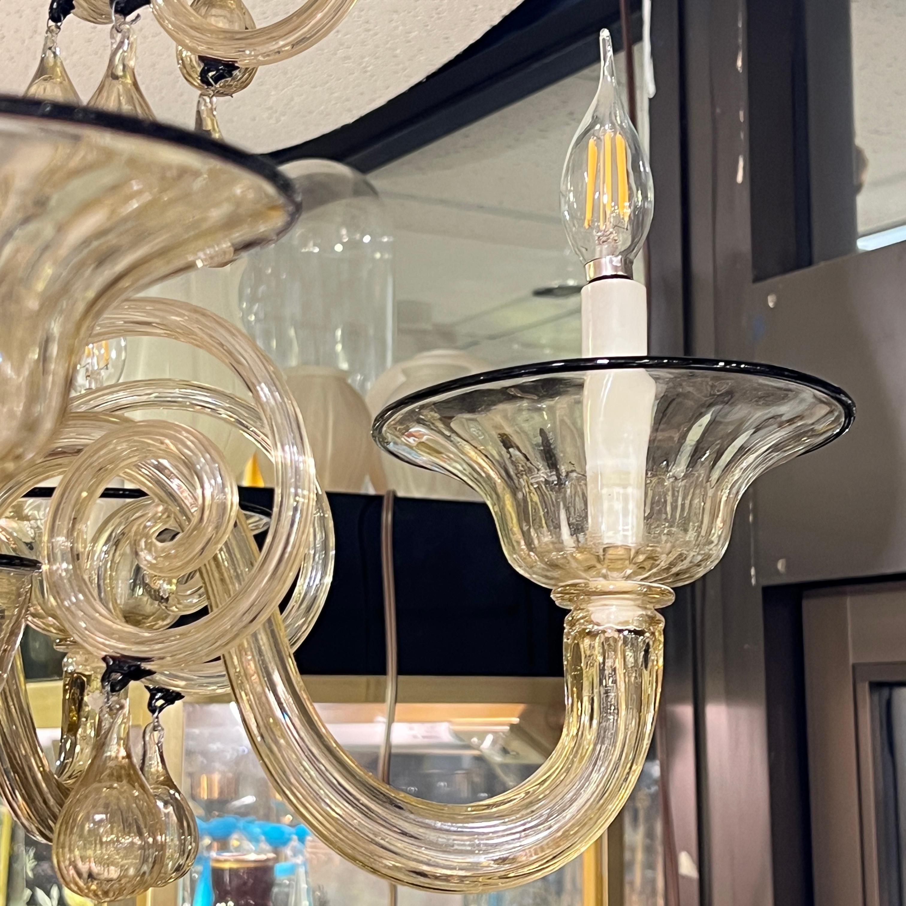 Lampadario di Murano in vetro veneziano a 6 luci in vendita 1