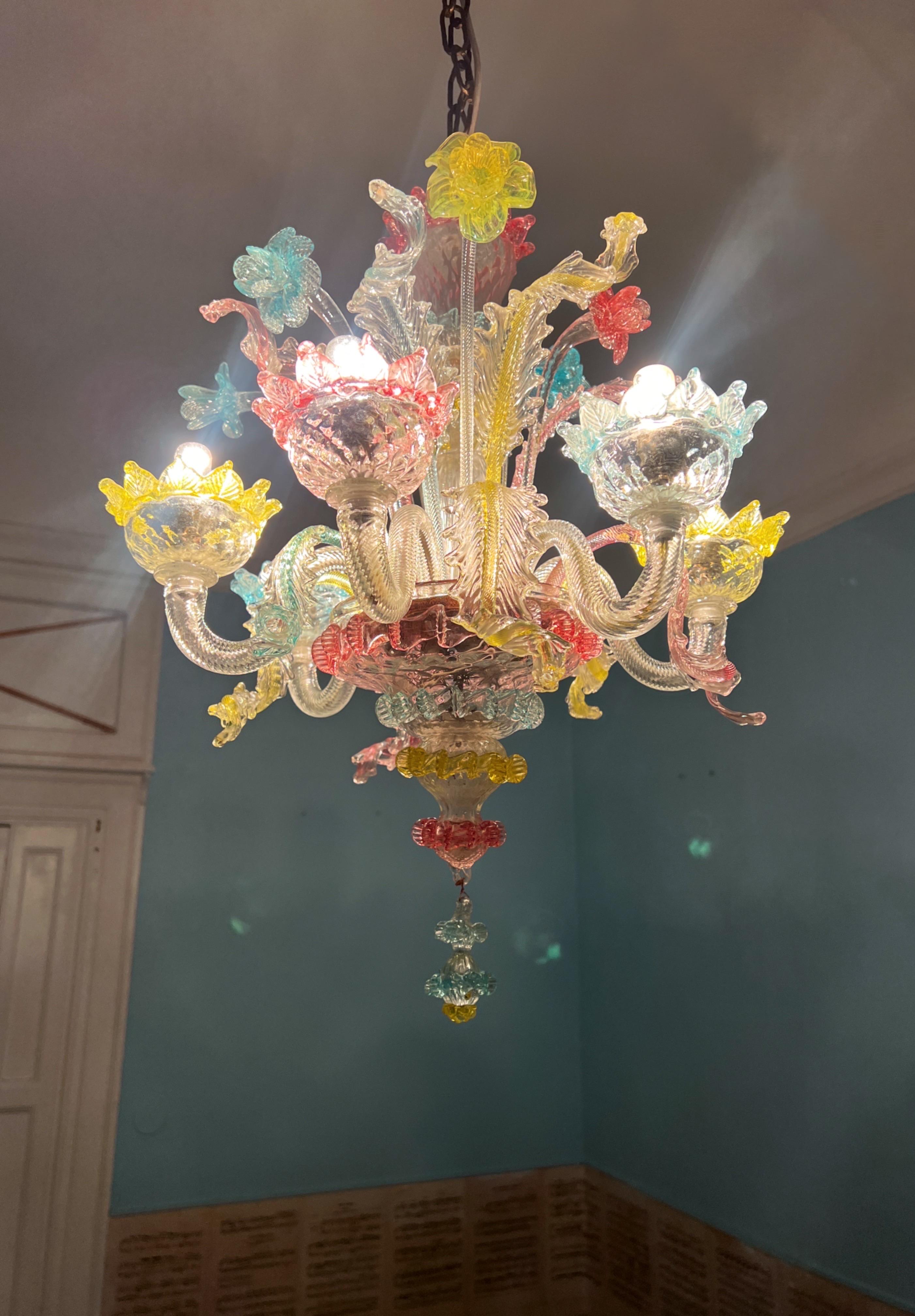Lámpara de cristal veneciano de Murano multicolor en venta 11