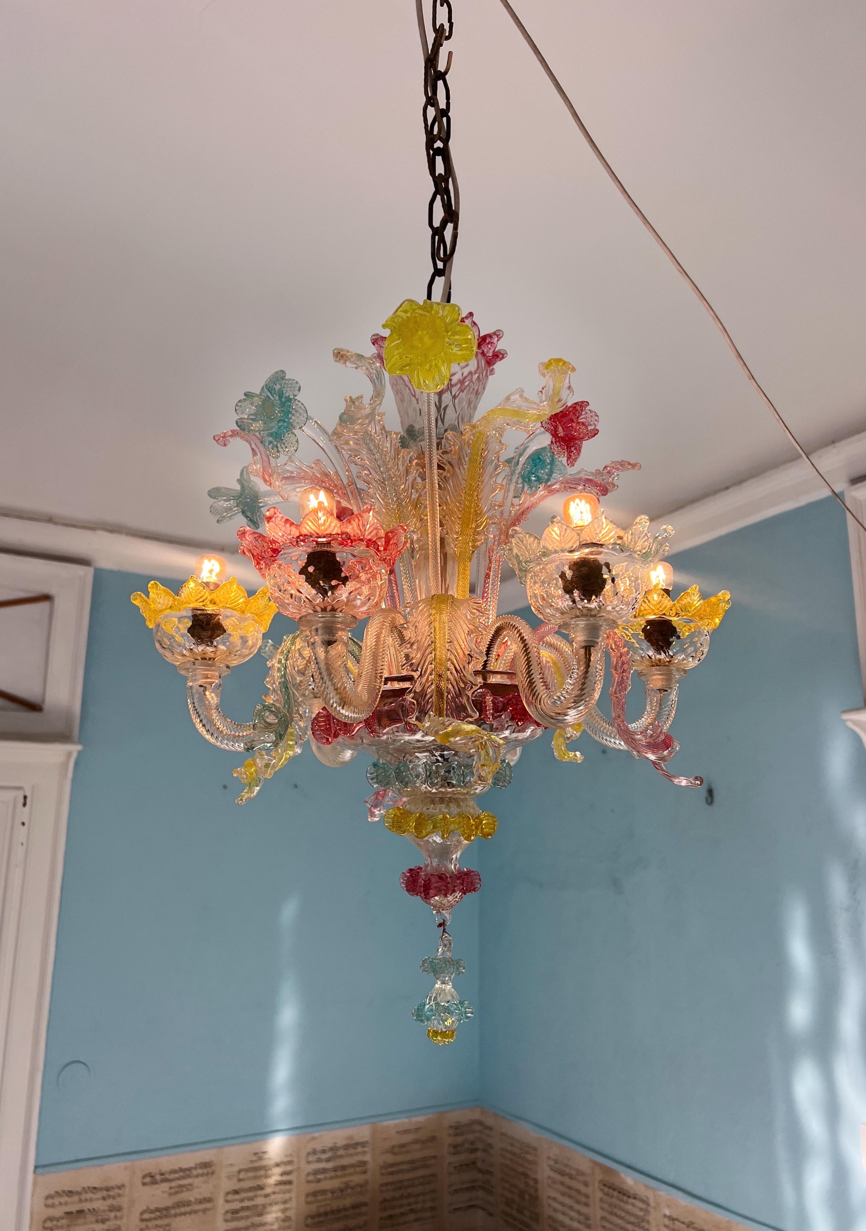 Lámpara de cristal veneciano de Murano multicolor en venta 2