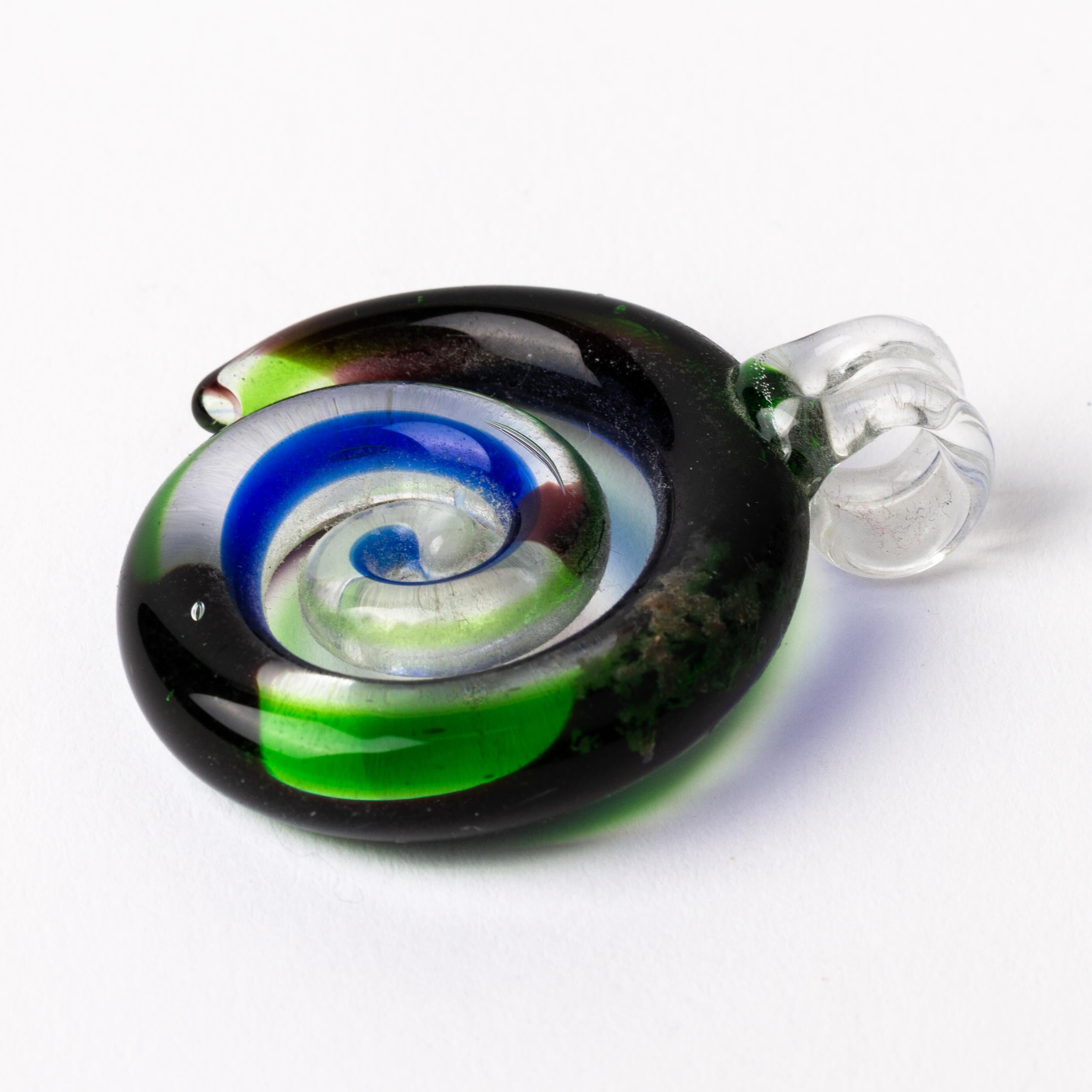 In good condition
From a private collection
Free international shipping
Murano Venetian Glass Designer Pendant