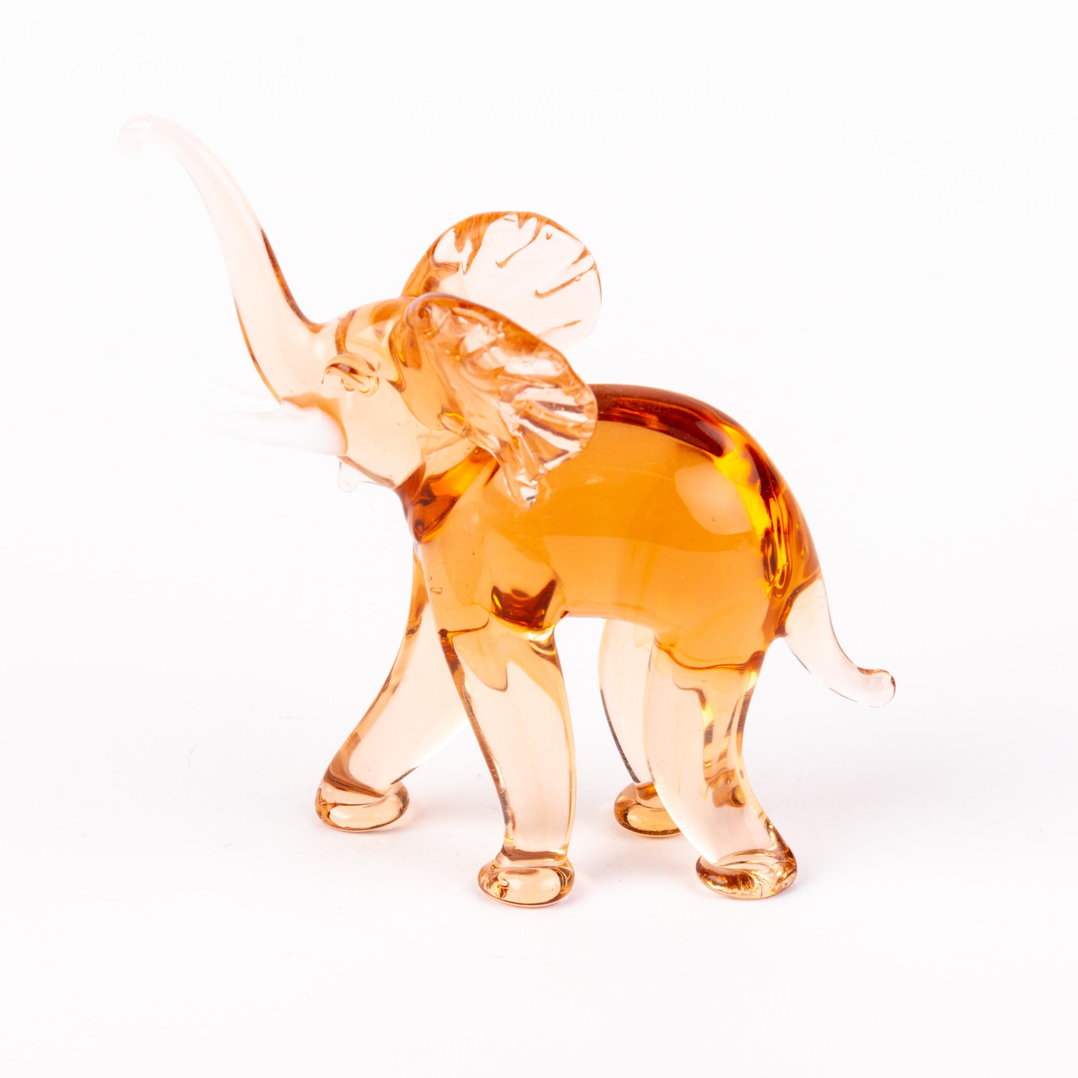 Murano Venetian Glass Designer Sculpture Elephant  In Good Condition In Nottingham, GB