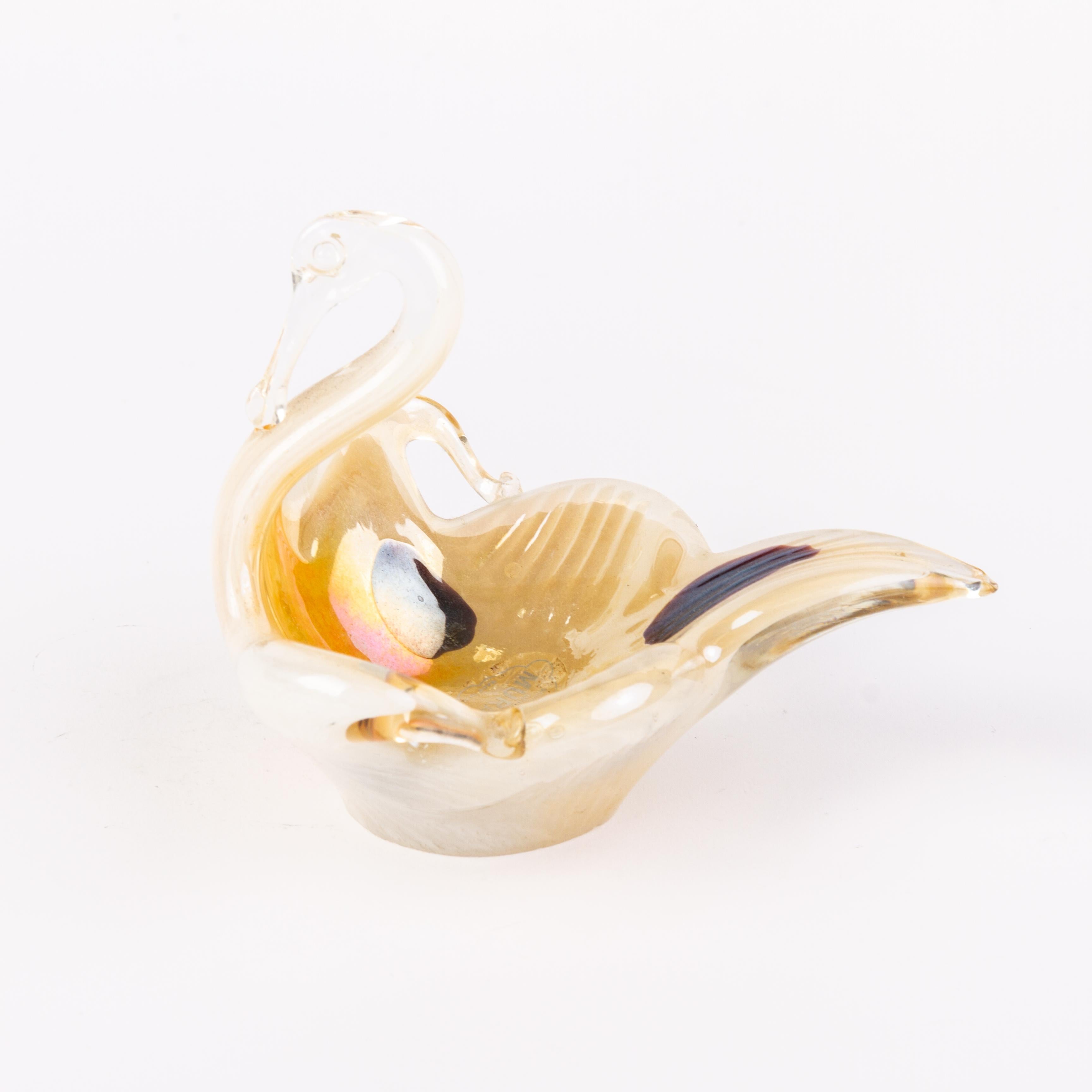 Murano Venetian Glass Sculpture Swan Ashtray  In Good Condition For Sale In Nottingham, GB