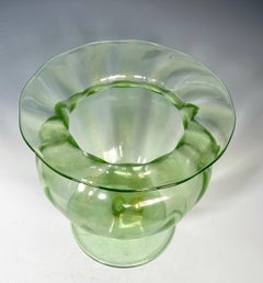 Murano Venetian Hand Blown Green & Gold Vase Centerpiece Salviati