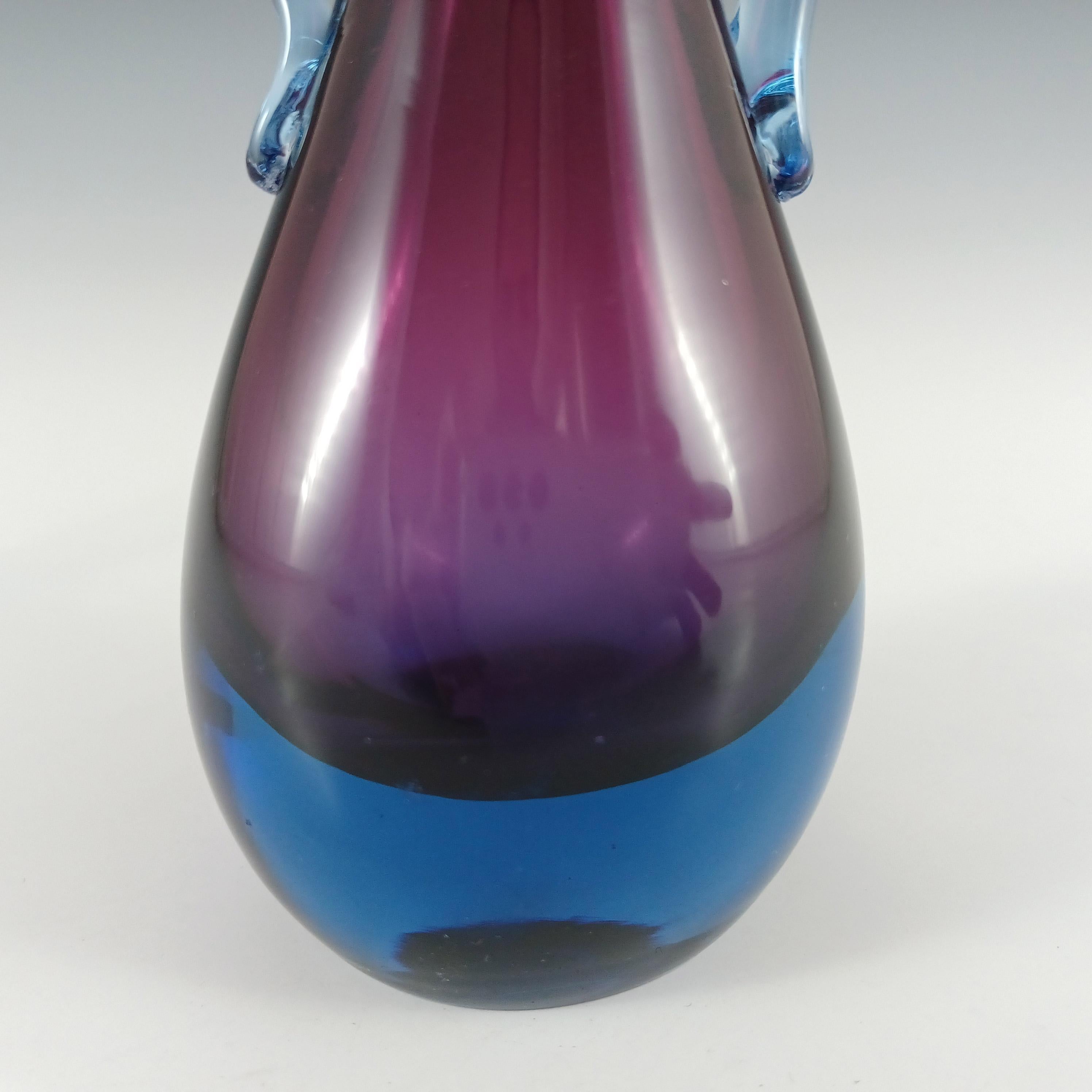 Mid-Century Modern Murano / Venetian Purple & Blue Sommerso Glass Vintage Vase en vente