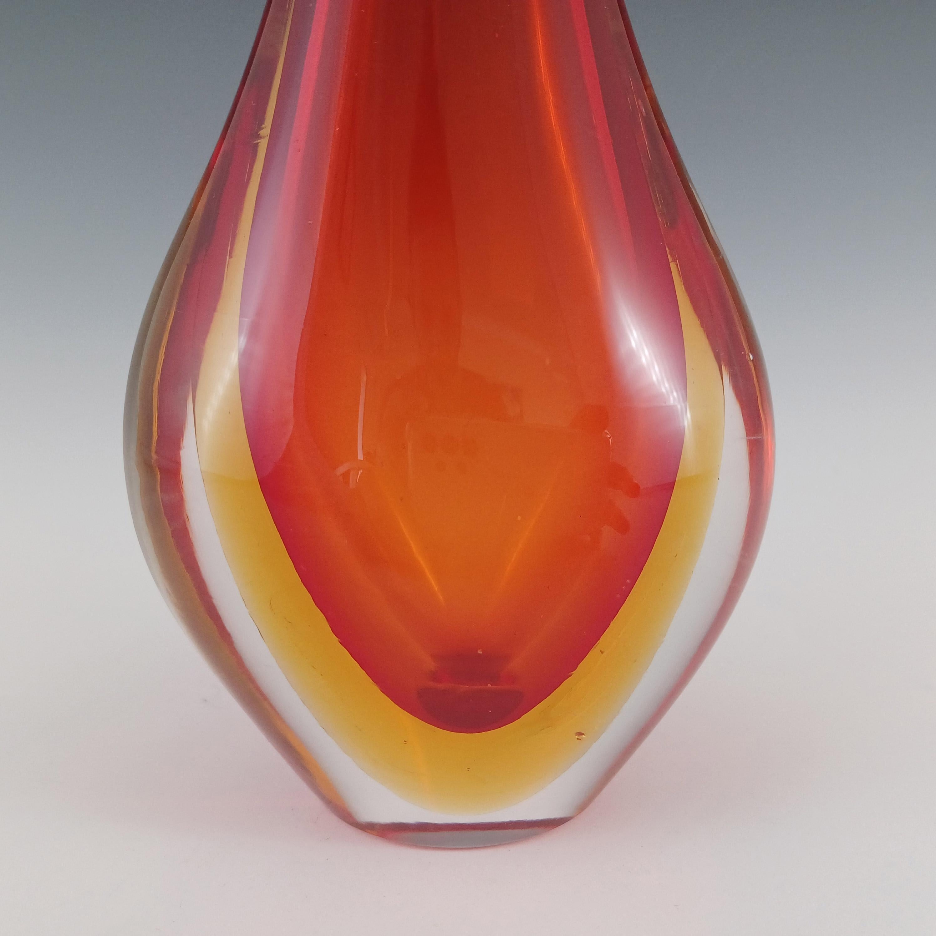 Murano / Venetian Red & Amber Sommerso Glas Stem Vase (Moderne der Mitte des Jahrhunderts) im Angebot