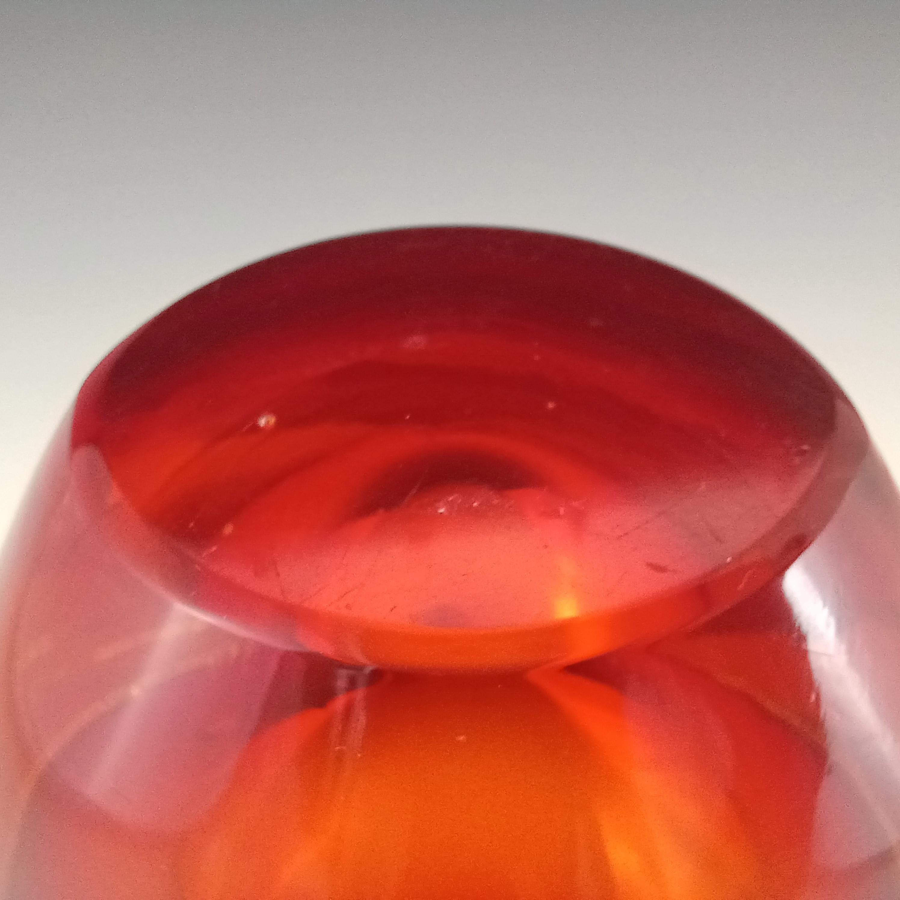 Murano / Venetian Red & Amber Sommerso Glas Stem Vase im Zustand „Gut“ im Angebot in Bolton, GB