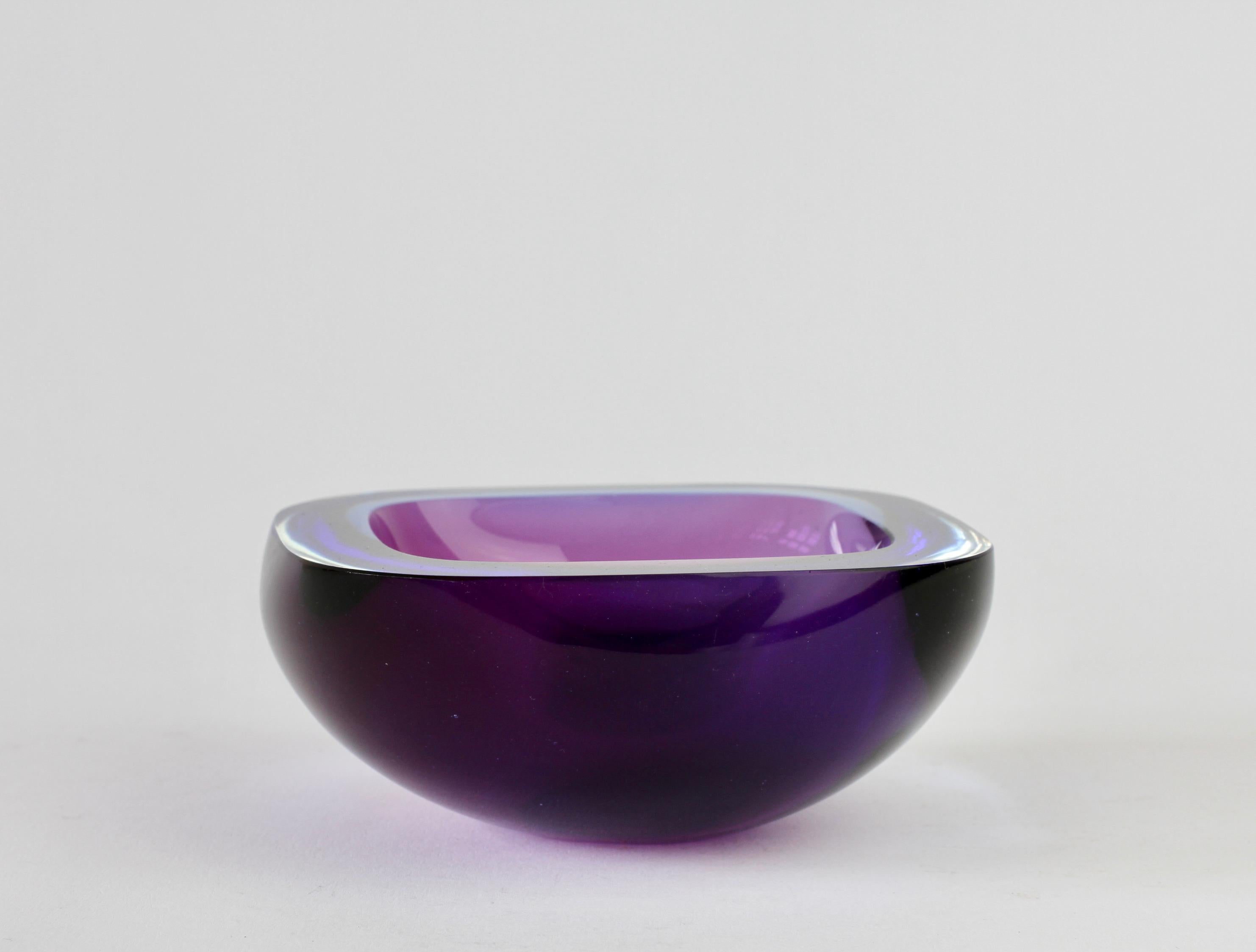 Murano Venetian made Blue & Purple Sommerso Glass Bowl, Dish or Ashtray, c.1965 12