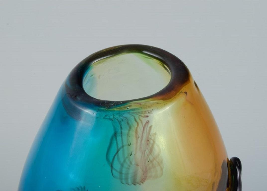 Late 20th Century Murano, Venice. Large Vase in Picasso Style in Mouth-Blown Art Glass. 1980s For Sale