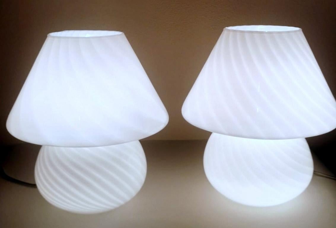 Italian Murano Venini Style Pair of Mushroom-Shaped Opal Glass Spiral Lamps For Sale