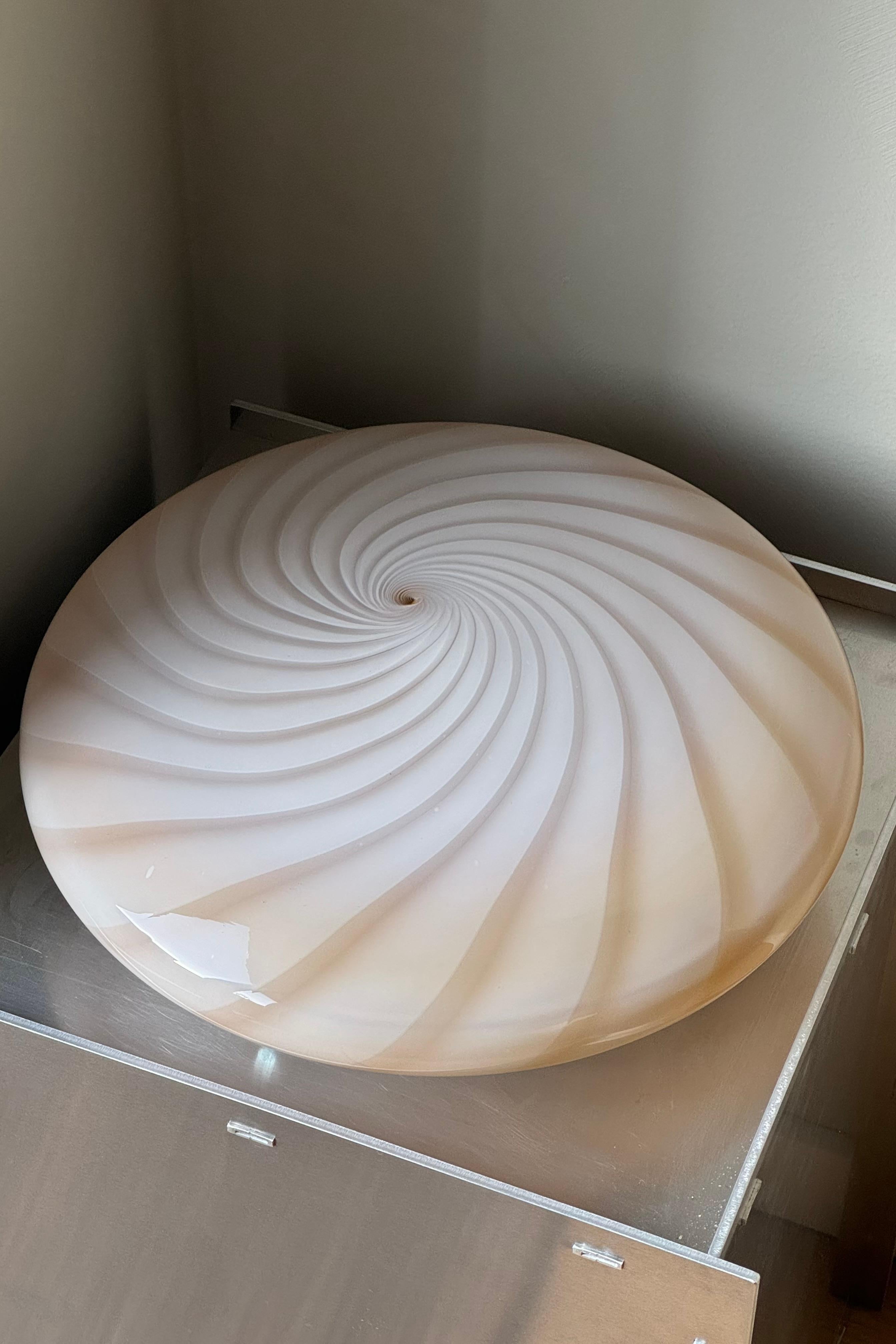 Murano Vintage Candy Flush Mount wall ceiling lamp creme caramel swirl In New Condition For Sale In København, DK