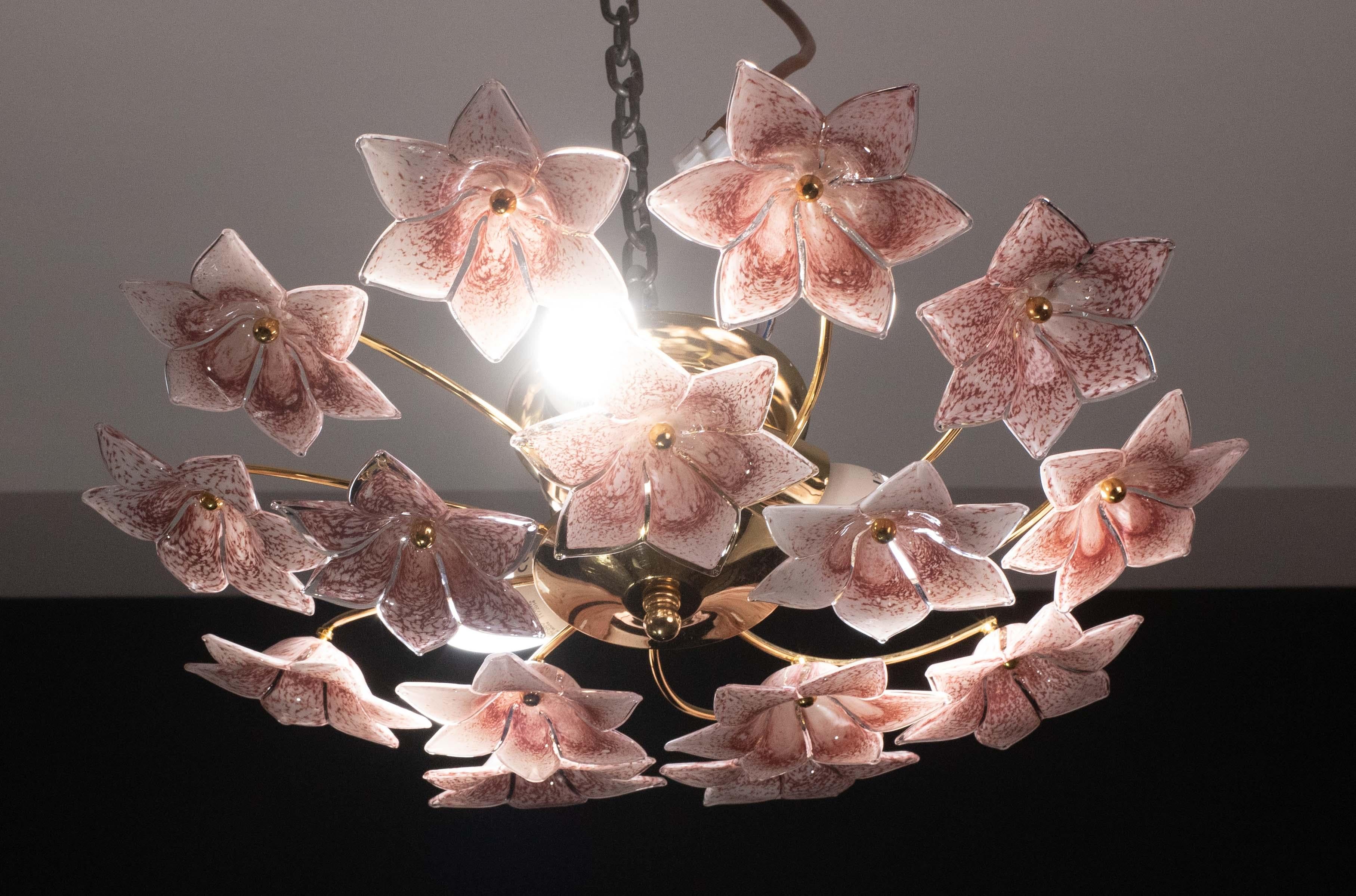 Lámpara de techo vintage de Murano Flores rosas, años 70 en venta 6