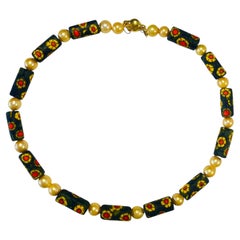 Halskette im Choker-Stil mit Vintage-Millefiori-Glasperlen aus Murano und einer Barockperle aus Zuchtperlen