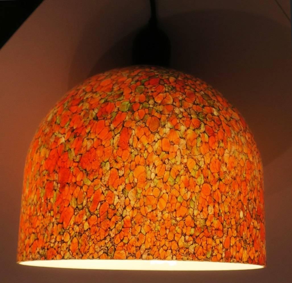 Vintage Murano mottled glass dome-shaped pendant light, 1960s-1970s.
Very good vintage condition, undamaged.
The total length from the ceiling is 42 in (108 cm).