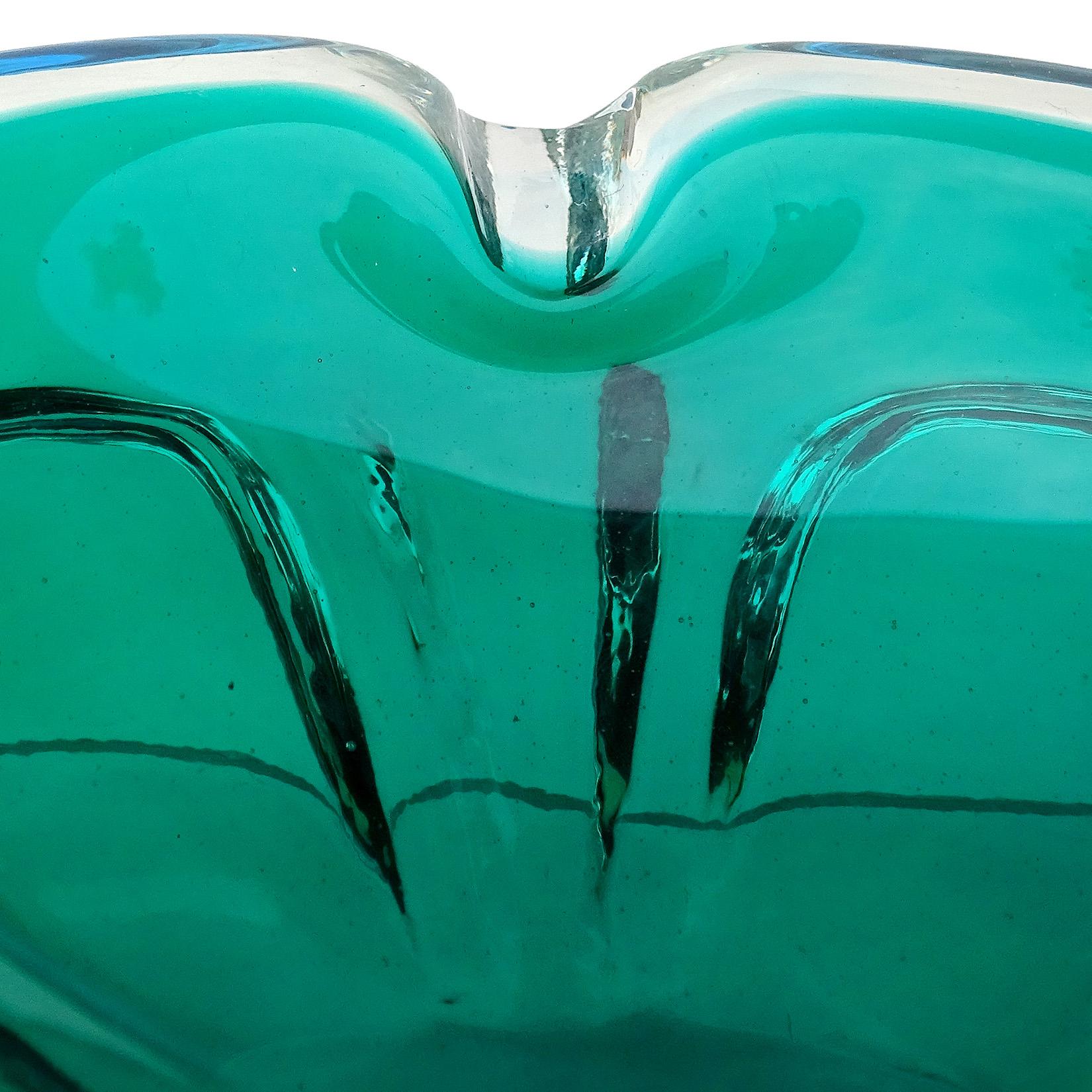 20th Century Murano Vintage Sommerso Blue Green Italian Art Glass Flower Shaped Bowl Ashtray For Sale