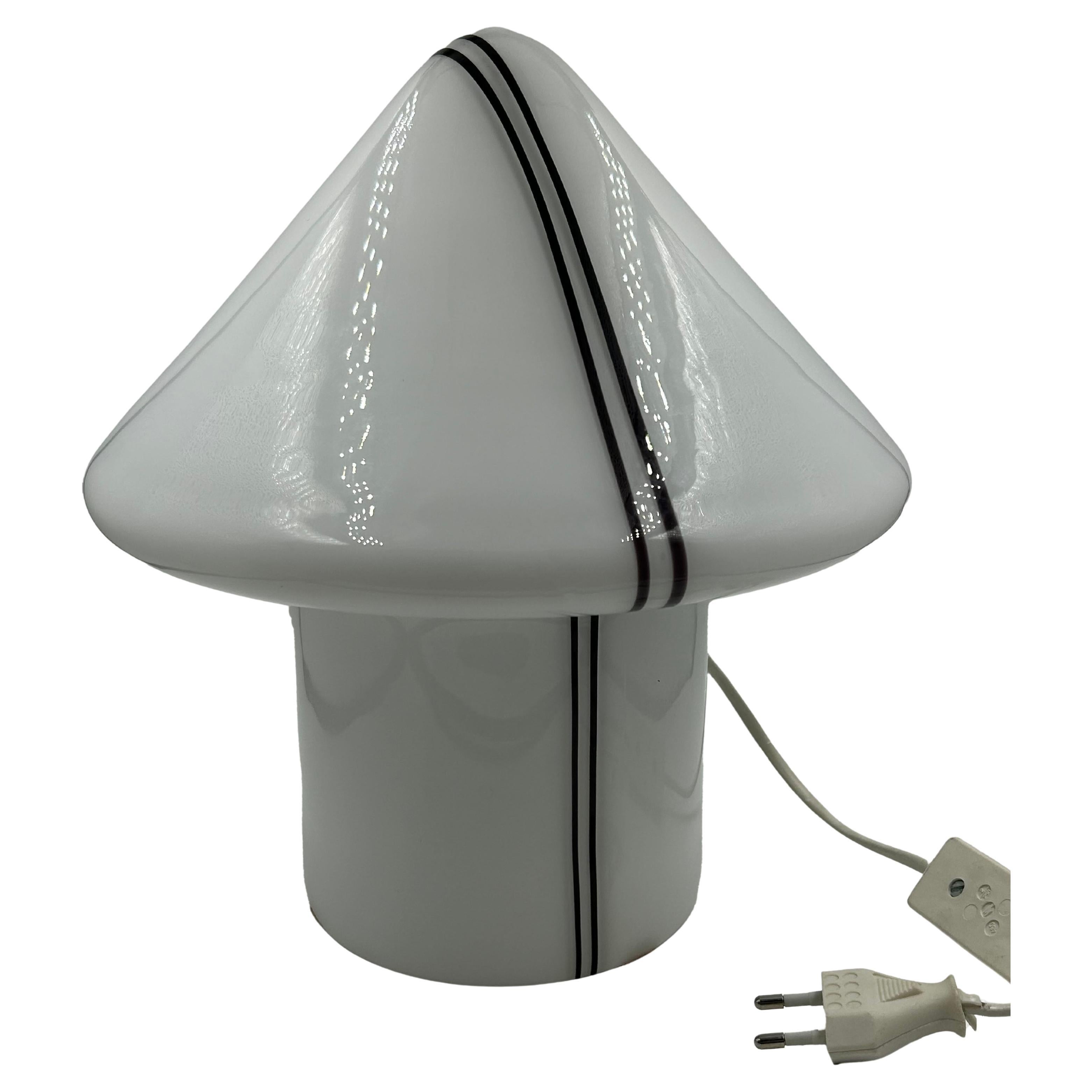 Murano "Vitri" Pilzglas-Tischlampe, Italien, 1970er Jahre im Angebot