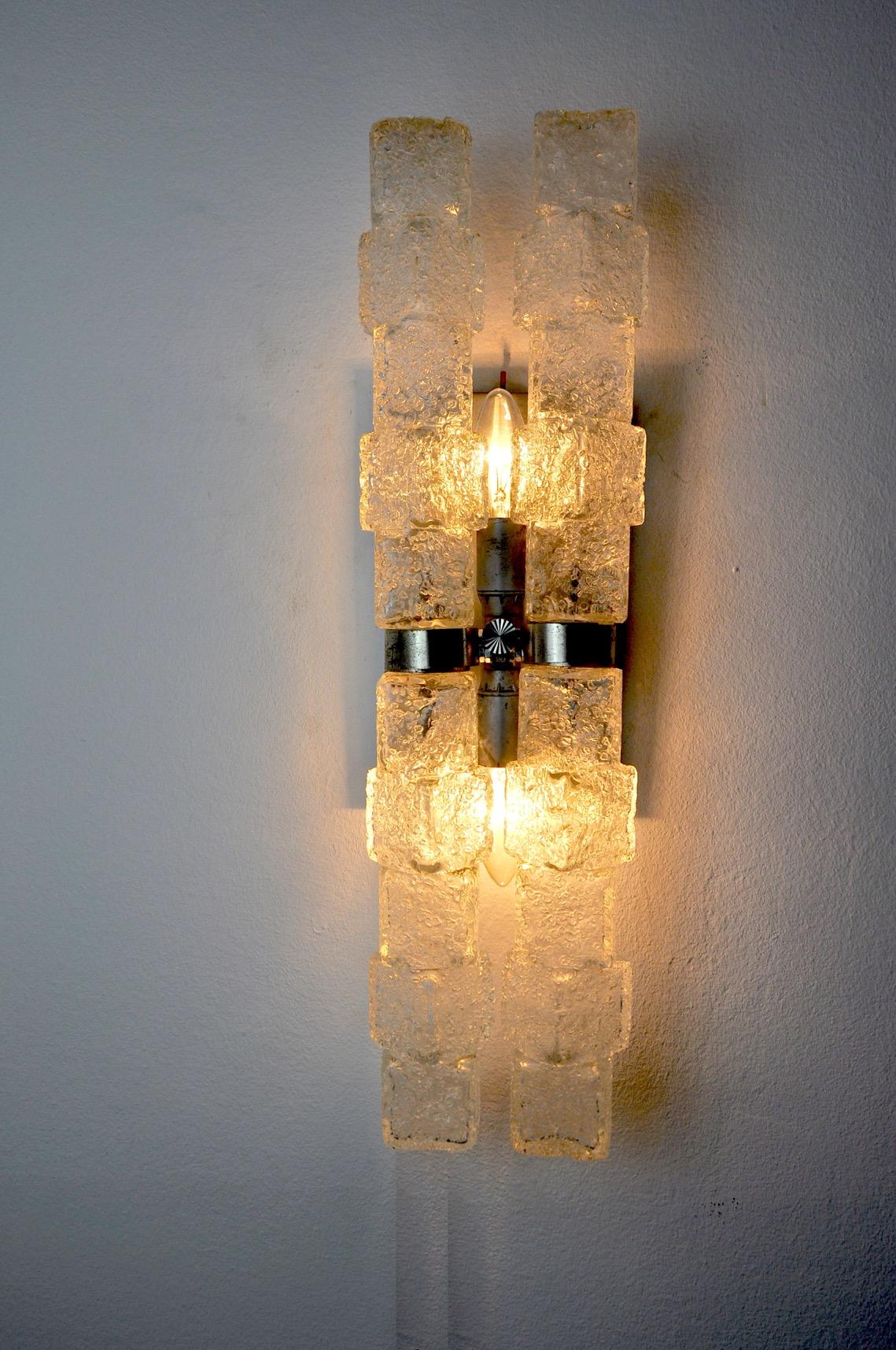 Late 20th Century Murano Wall Lamp, Frosted Icicles, Italy, 1970 For Sale