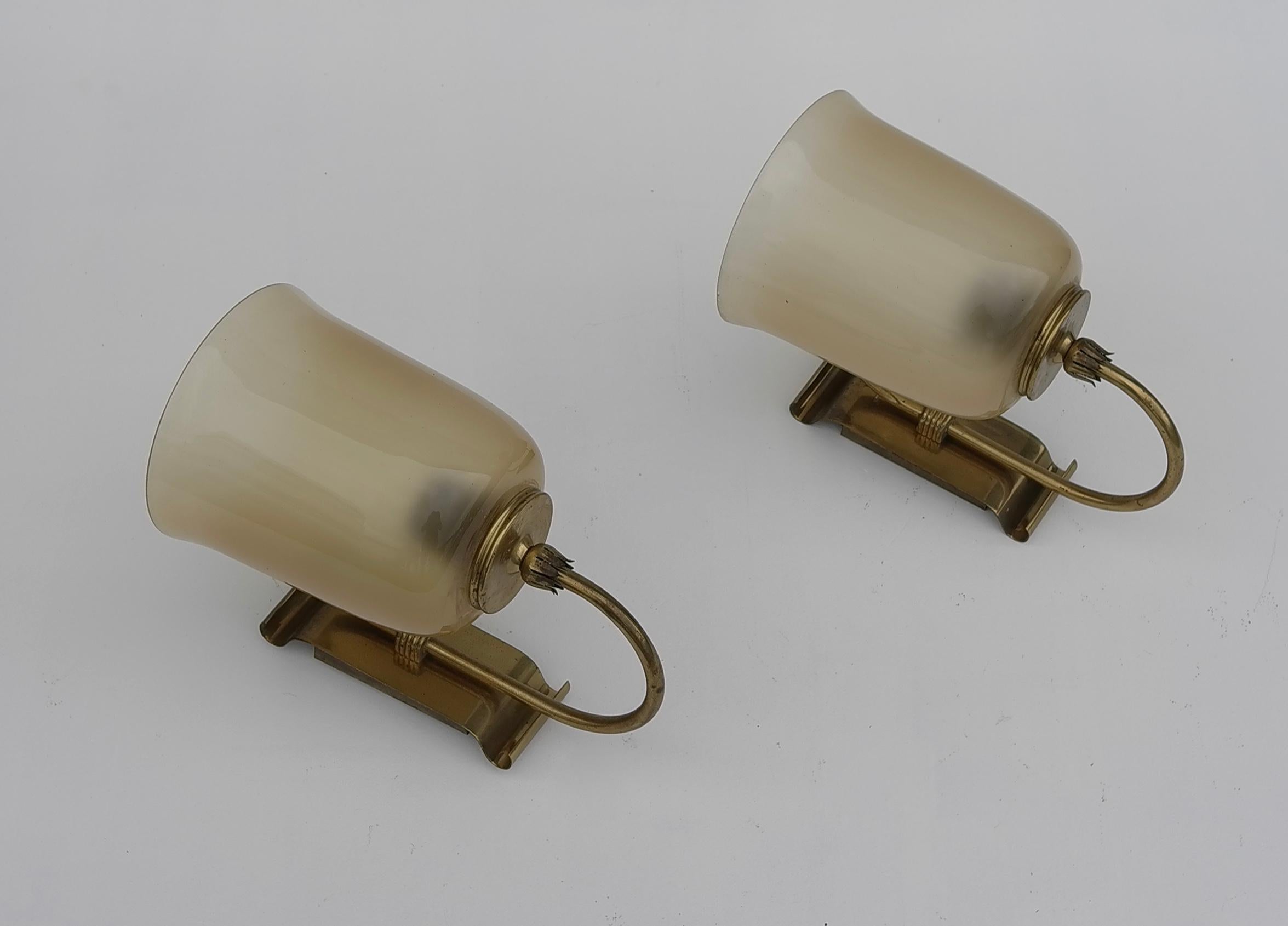 Murano Wall Lamps in Champagne Amber Color Glass and Brass details, Italy 1950's For Sale 2