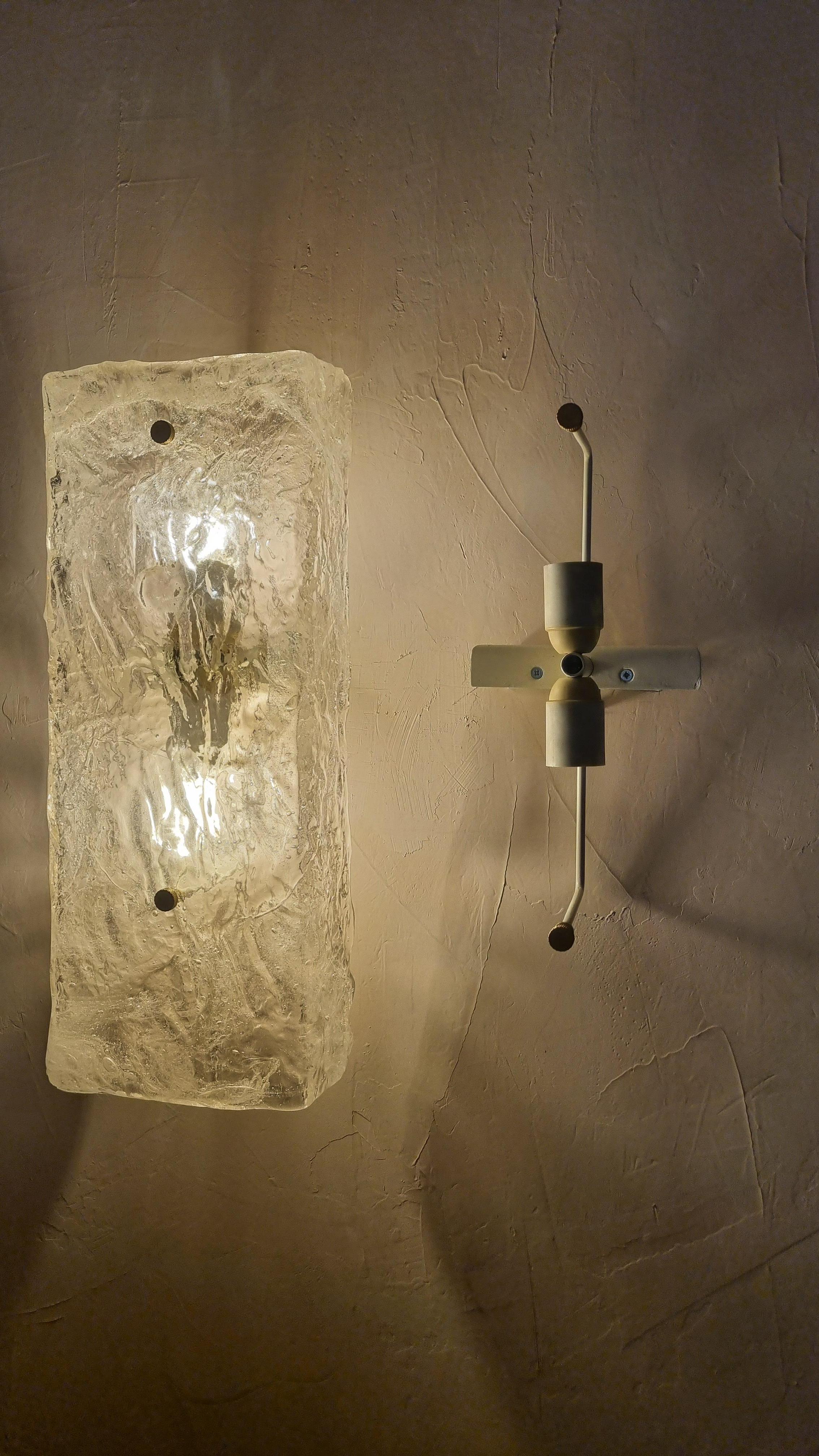 Murano wall sconces produced by Barovier & Toso Italy 1960s For Sale 2