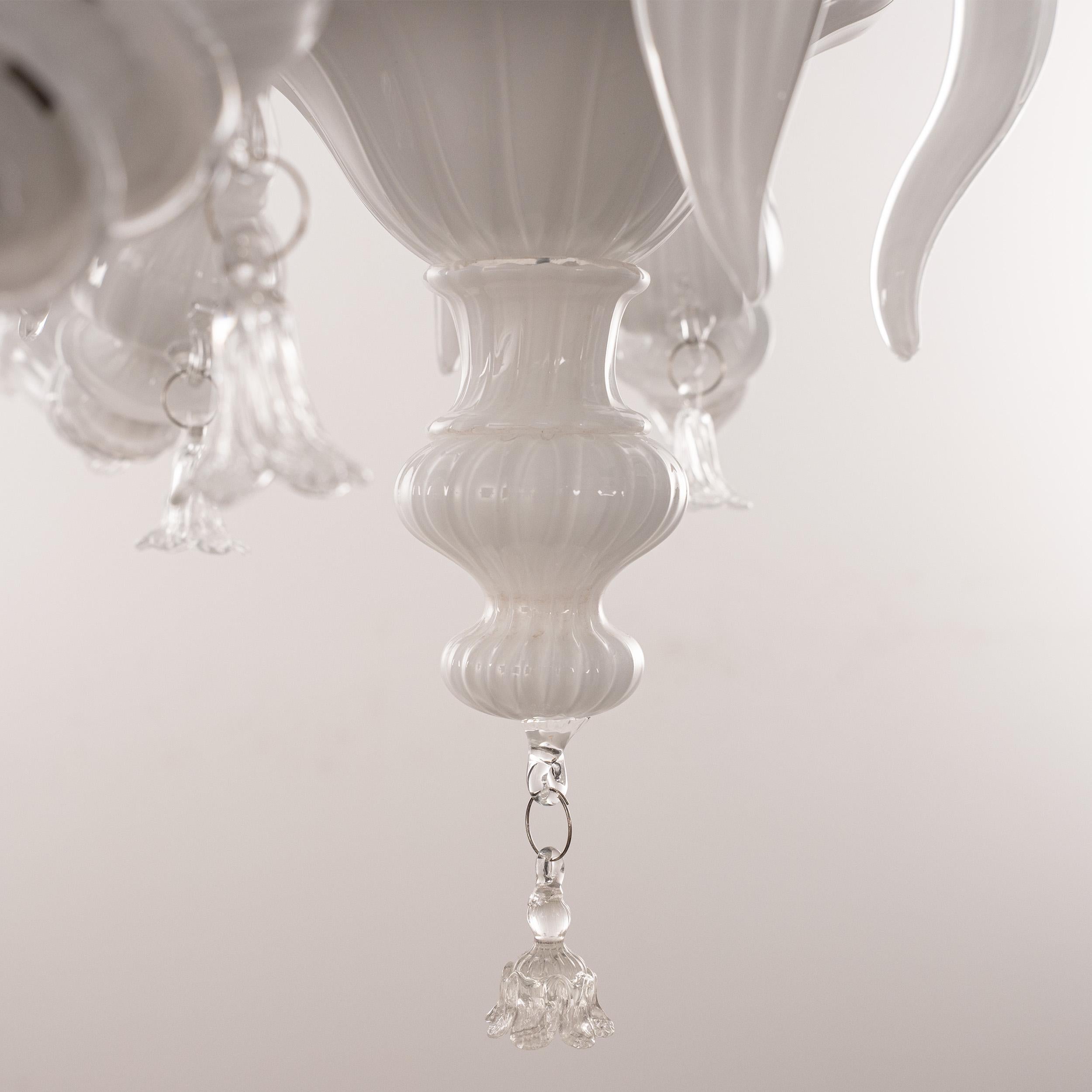Araña de cristal de Murano Blanco y Transparente 6 brazos Rezzonico Made in Italy en stock Italiano en venta