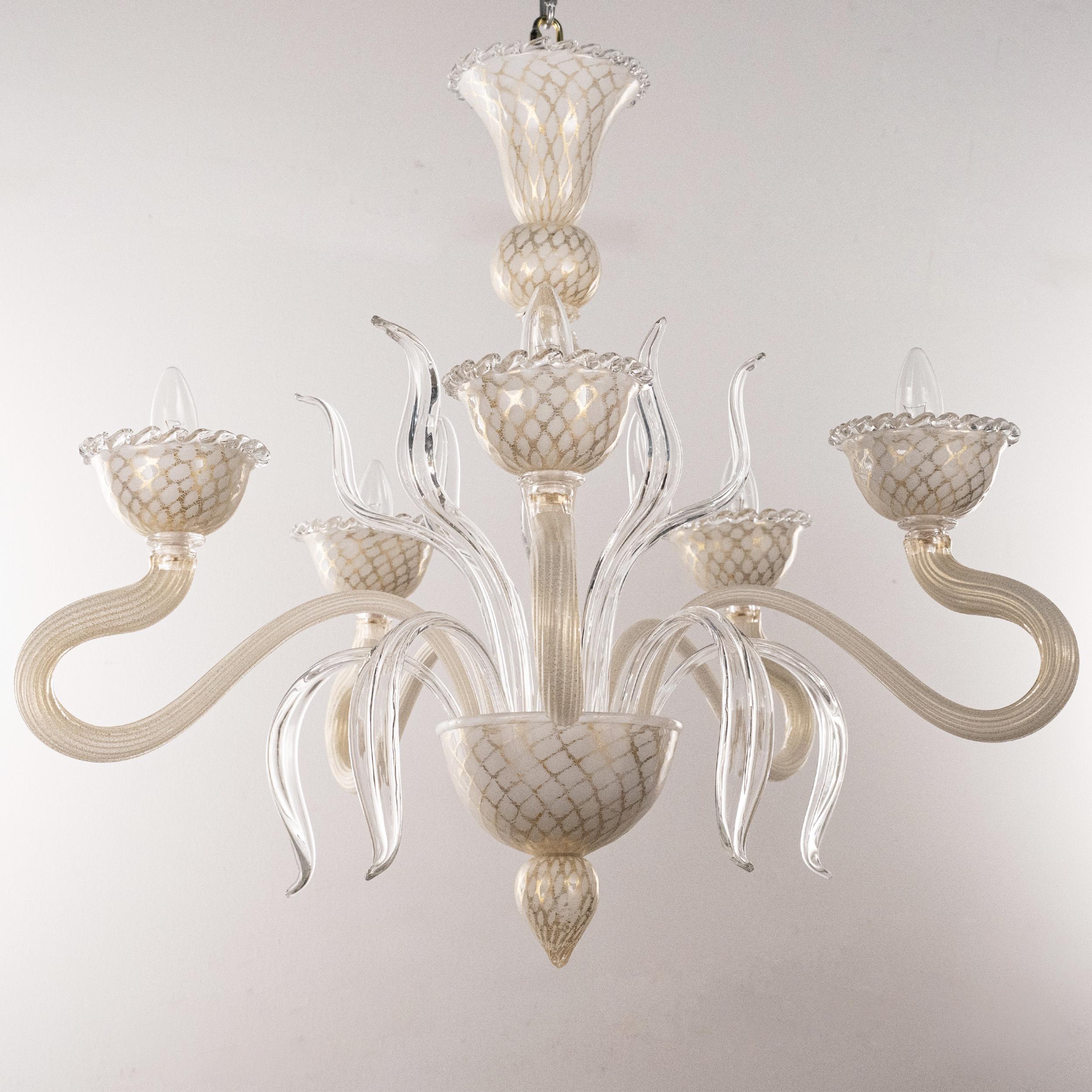 Murano White and Gold glass with clear details chandelier 5 lights Vintage Made in Italy in stock
Condition: virtually perfect condition and never used: no heavy scratches, no defects, no cracks no missing parts.
 
Type: Venetian