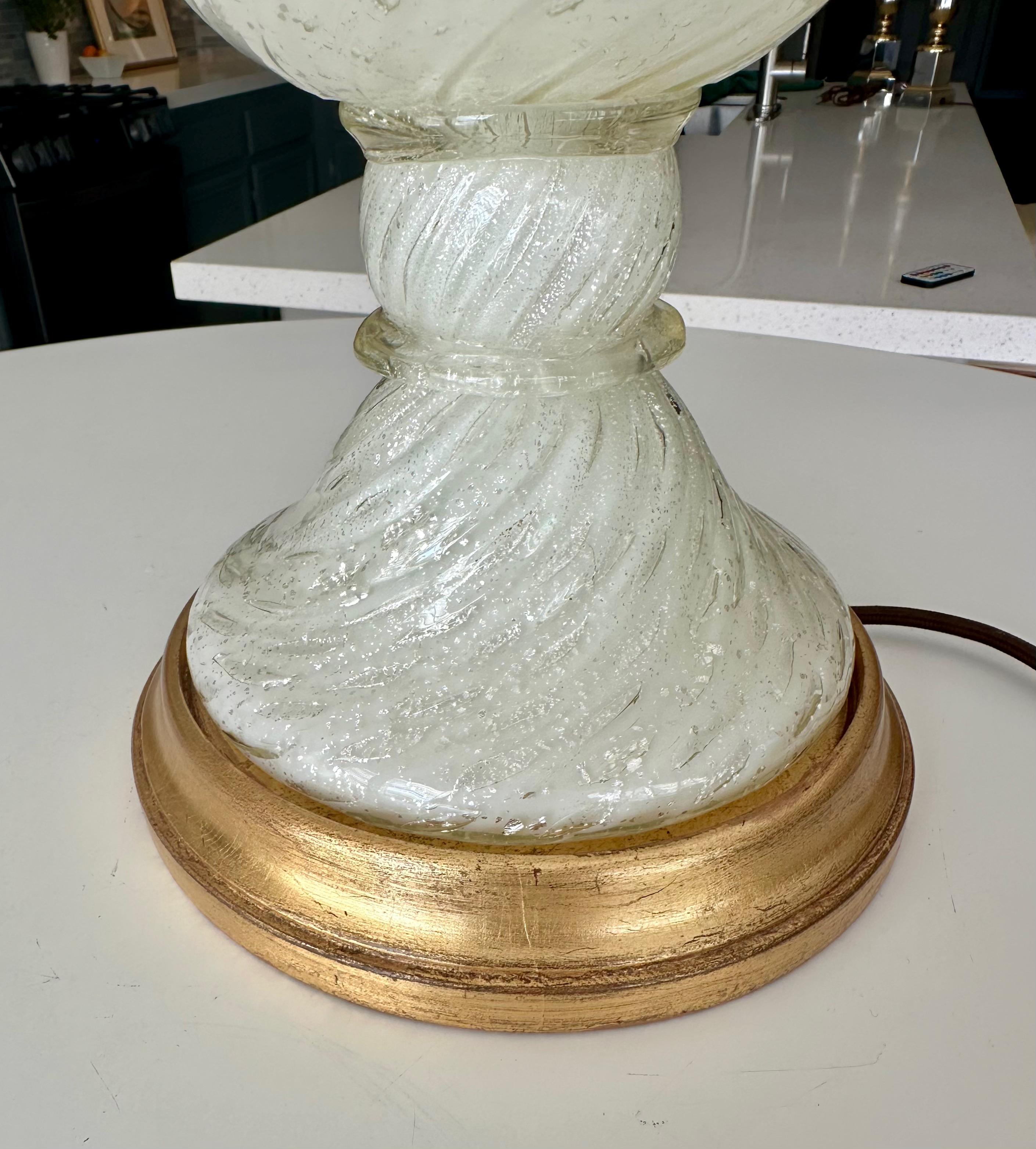 Murano White and Silver Inclusions Twisted Glass Table Lamp For Sale 4