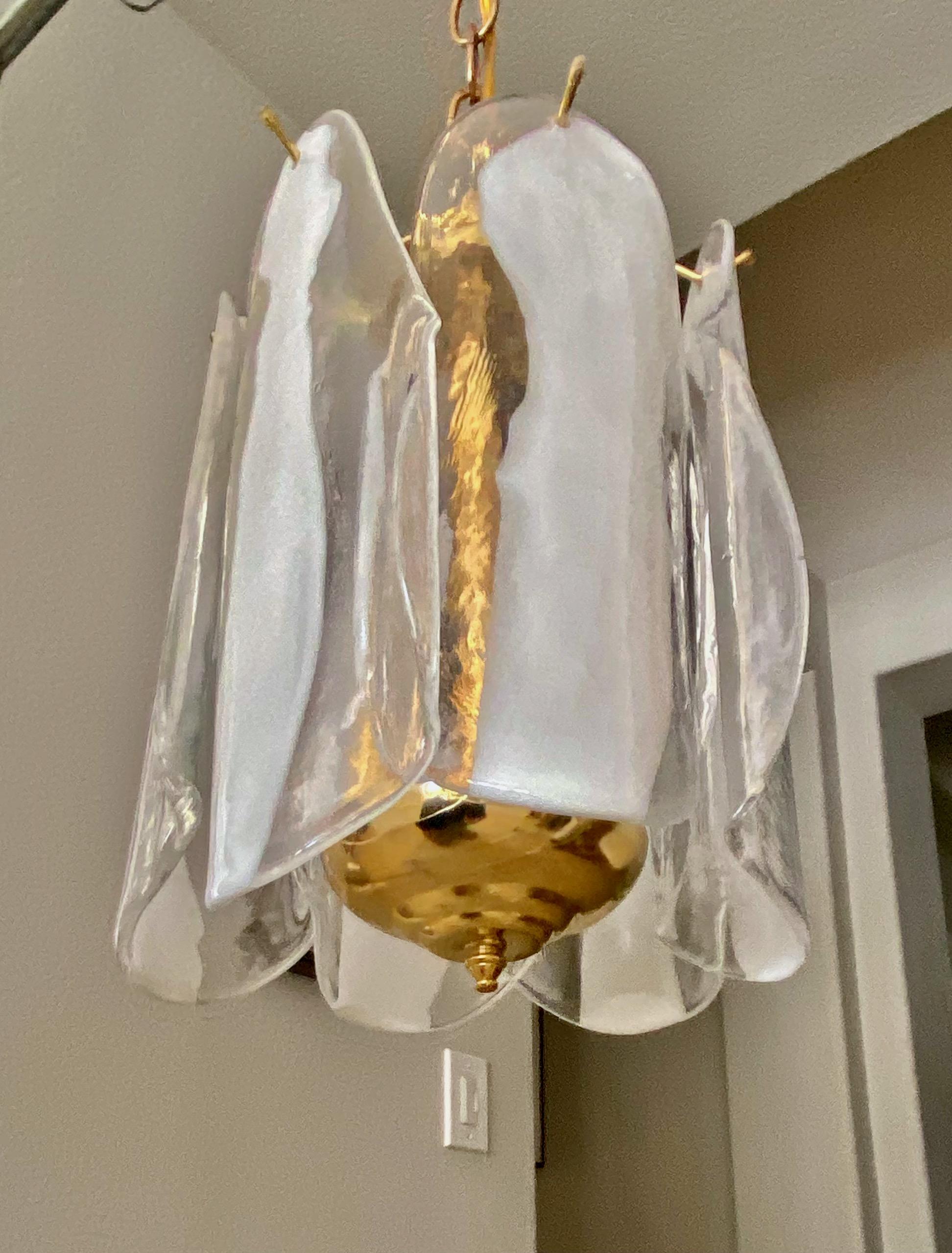 Murano White Clear Glass Ceiling Pendent Light by Mazzega In Good Condition In Palm Springs, CA