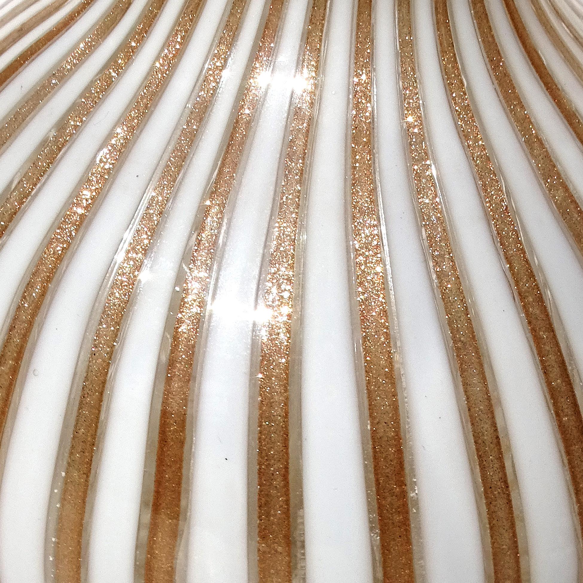 Vaso di Murano in vetro artistico italiano Genie Bottle Flower con fiocchi di rame bianchi In condizioni buone in vendita a Kissimmee, FL