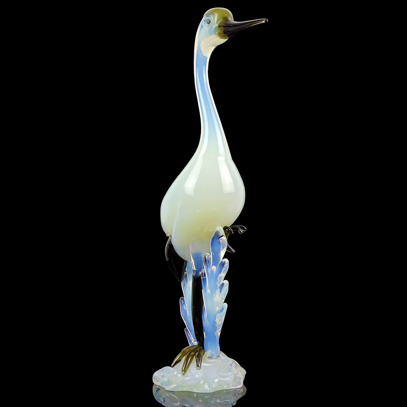 20th Century Seguso Vetri d'Arte Murano White Opal Olive Italian Art Glass Crane Sculpture