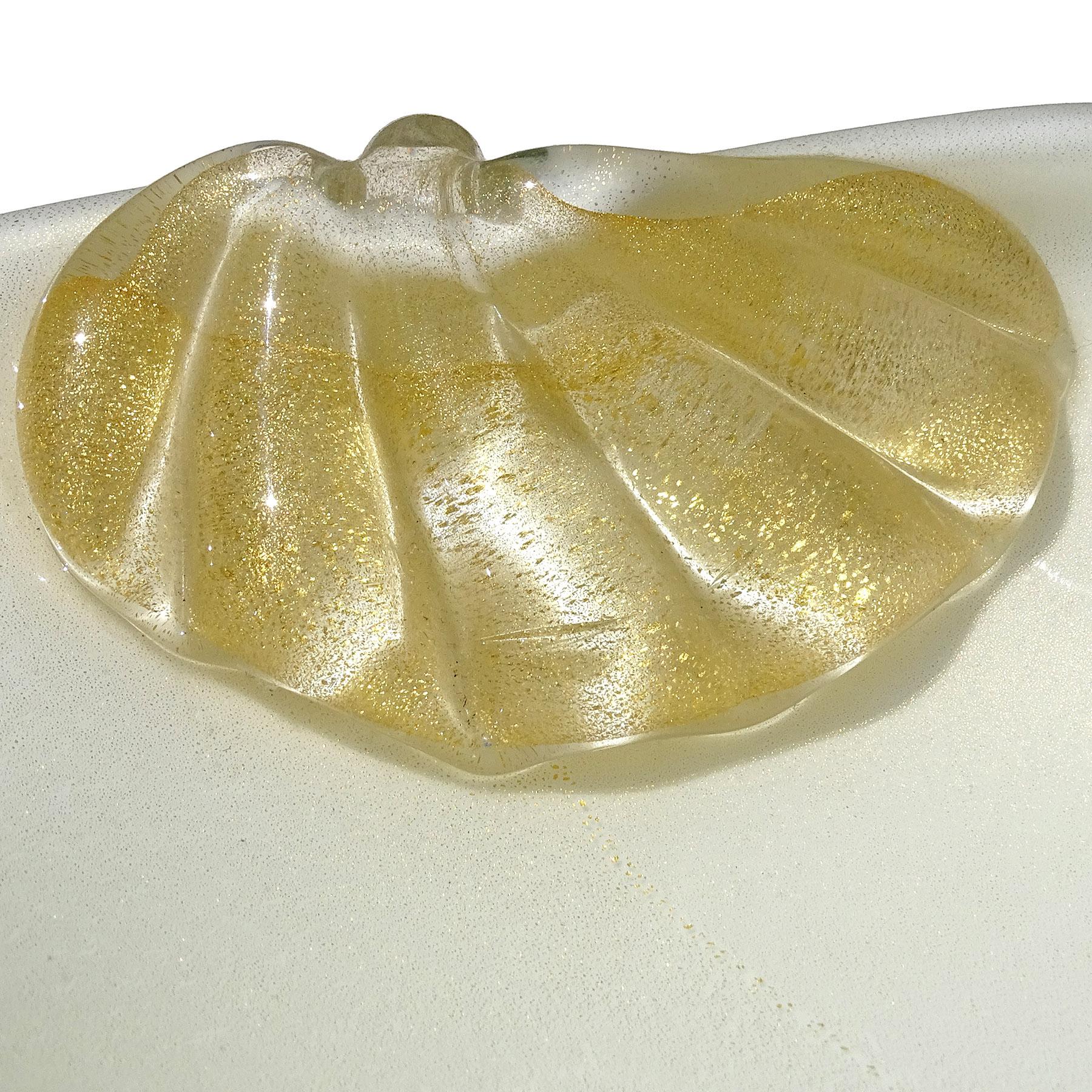 20th Century Murano White Gold Flecks Italian Art Glass Conch Shell Bowl Fruit Sculptures Set