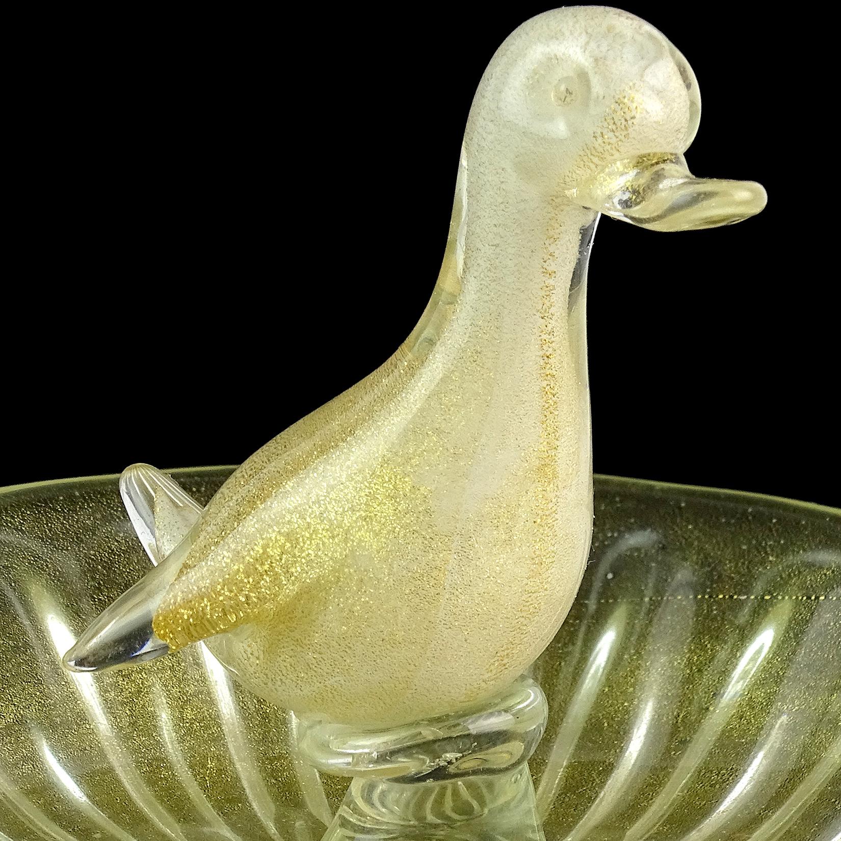 Mid-Century Modern Murano White Gold Flecks Italian Art Glass Decorative Duck Jewelry Ring Bowl For Sale