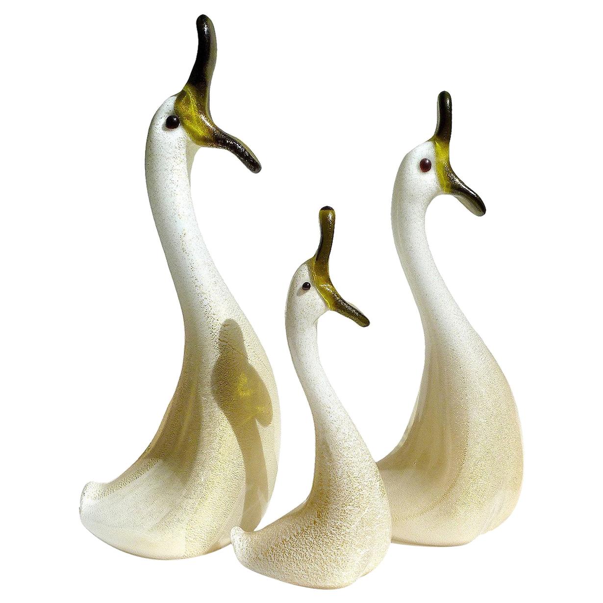 Murano White Gold Flecks Italian Art Glass Singing Duck Bird Family Sculptures