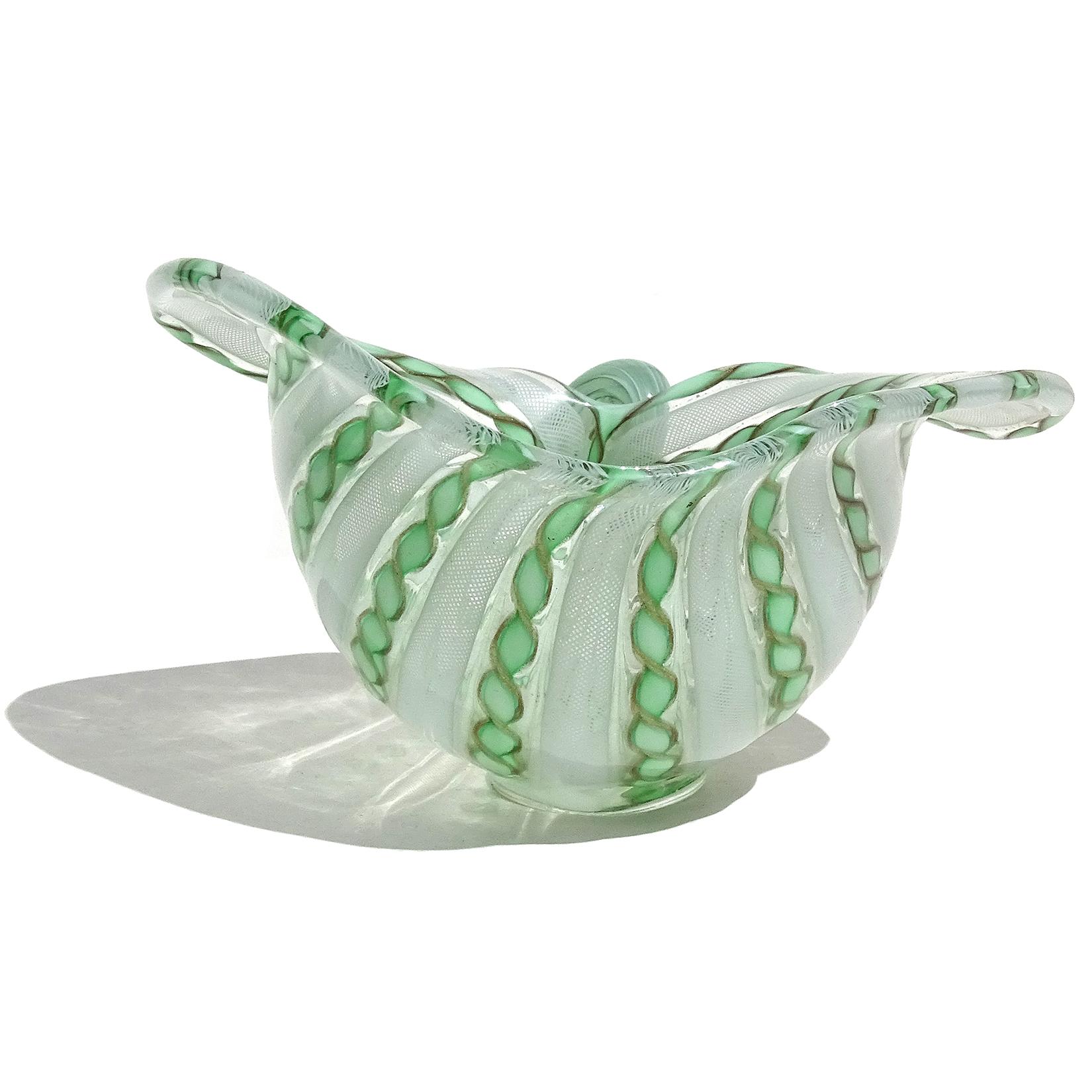 Murano White Green Aventurine Flecks Ribbons Italian Art Glass Seashell Bowl In Good Condition In Kissimmee, FL