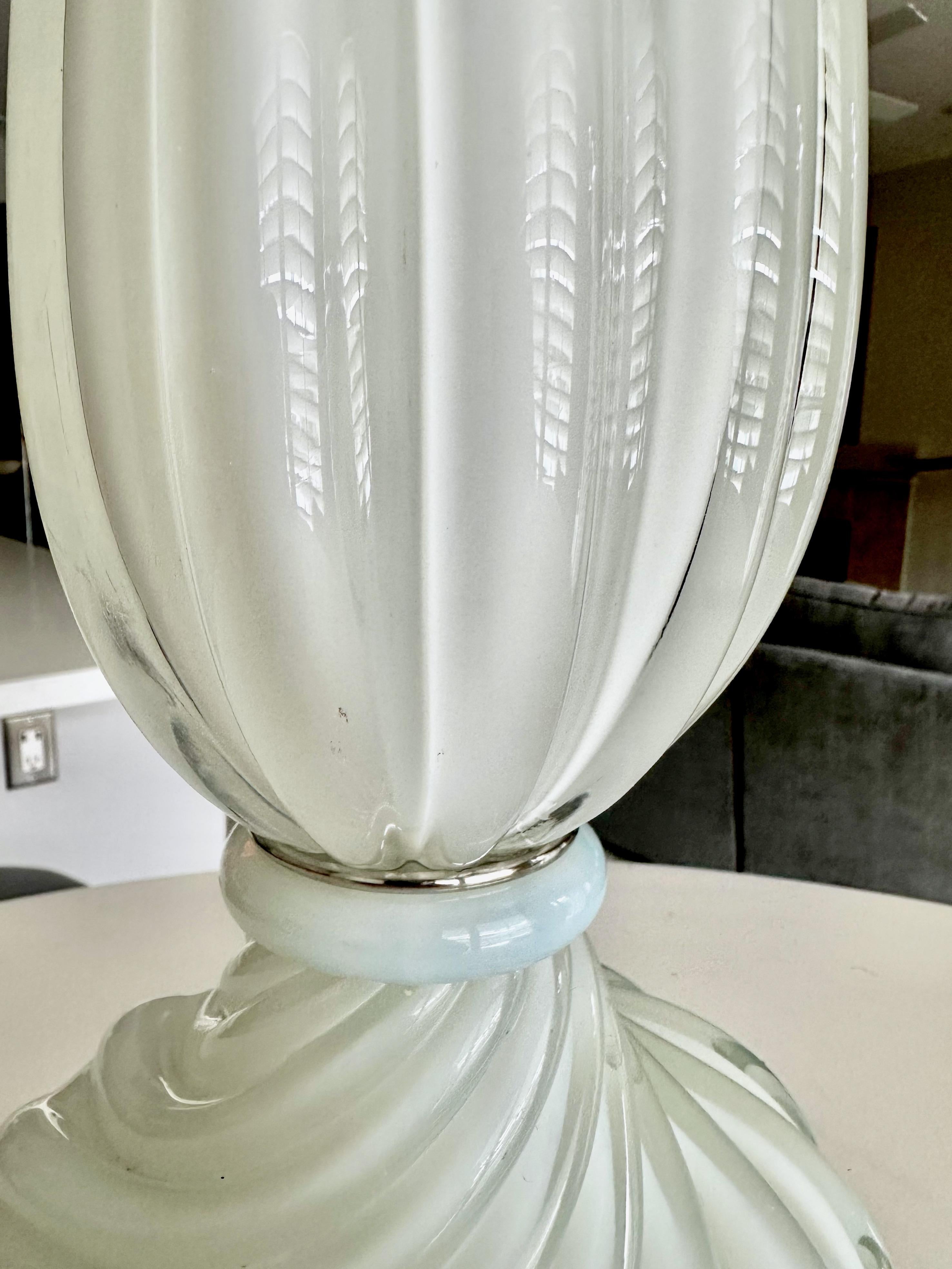 Murano White Opalescence Ribbed Glass Table Lamp For Sale 5