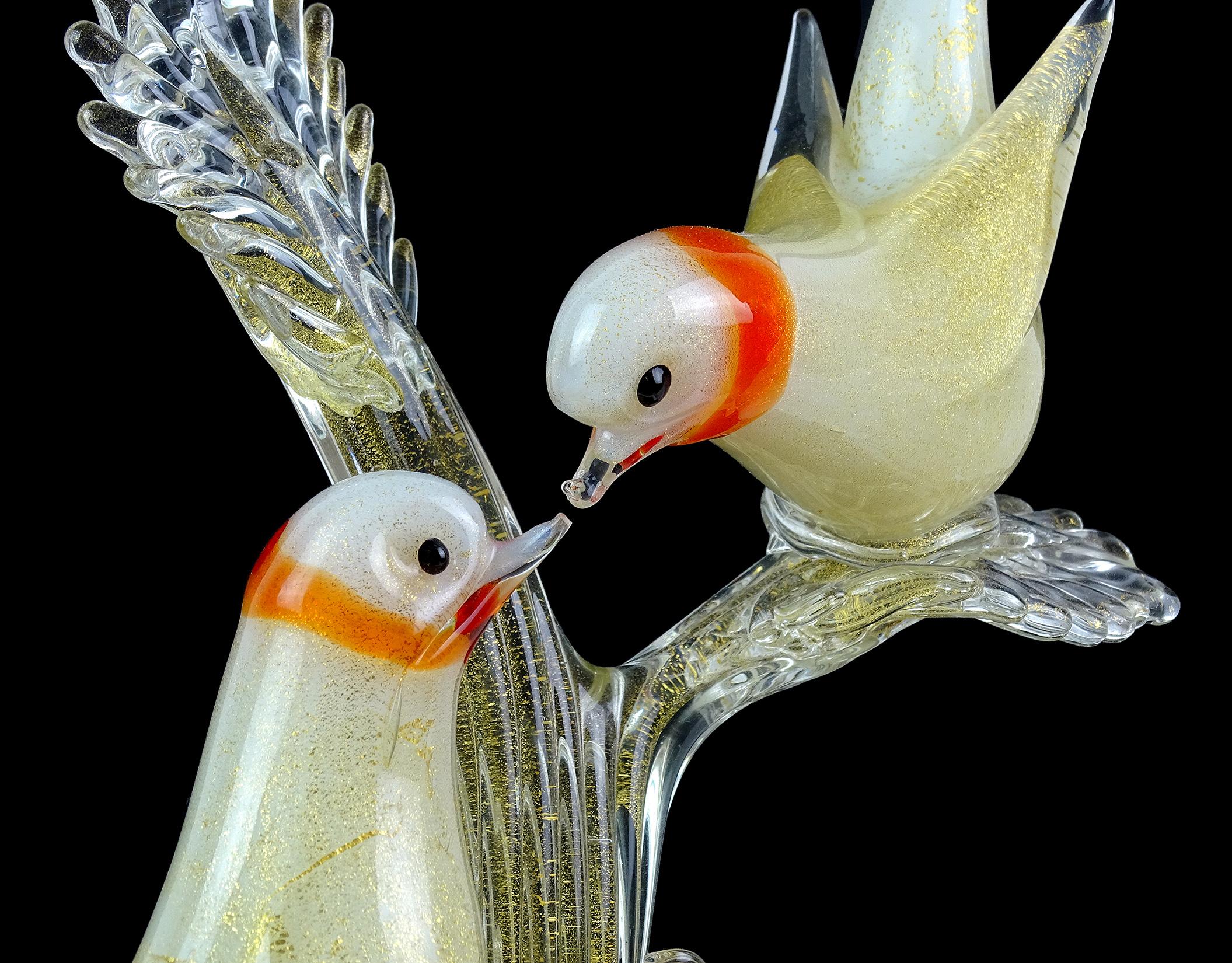 Murano White Orange Ring Neck Gold Flecks Italian Art Glass Dove Birds Sculpture In Good Condition In Kissimmee, FL